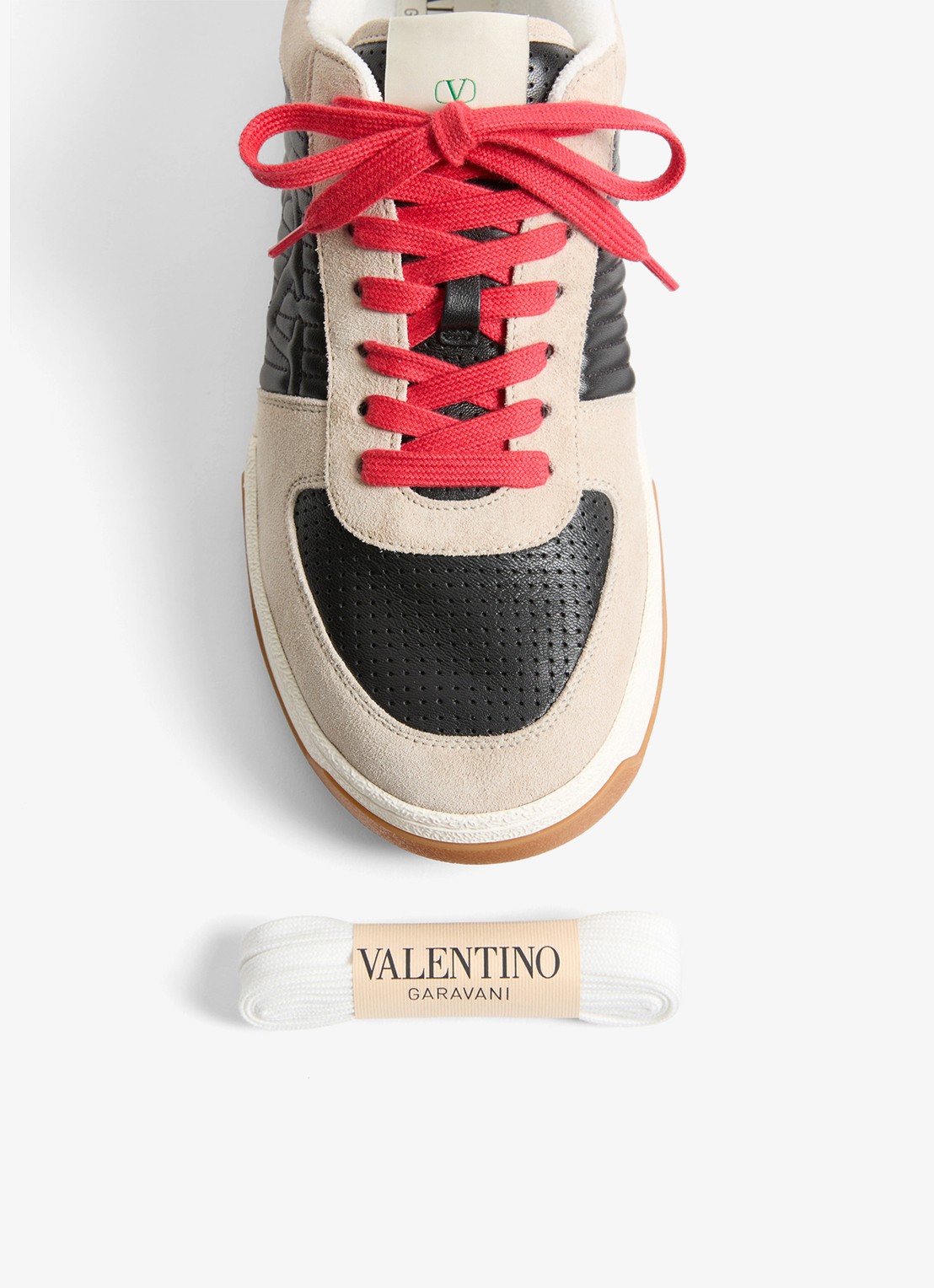 Valentino Garavani Sneaker van leer met suède details - detail 4 zwart