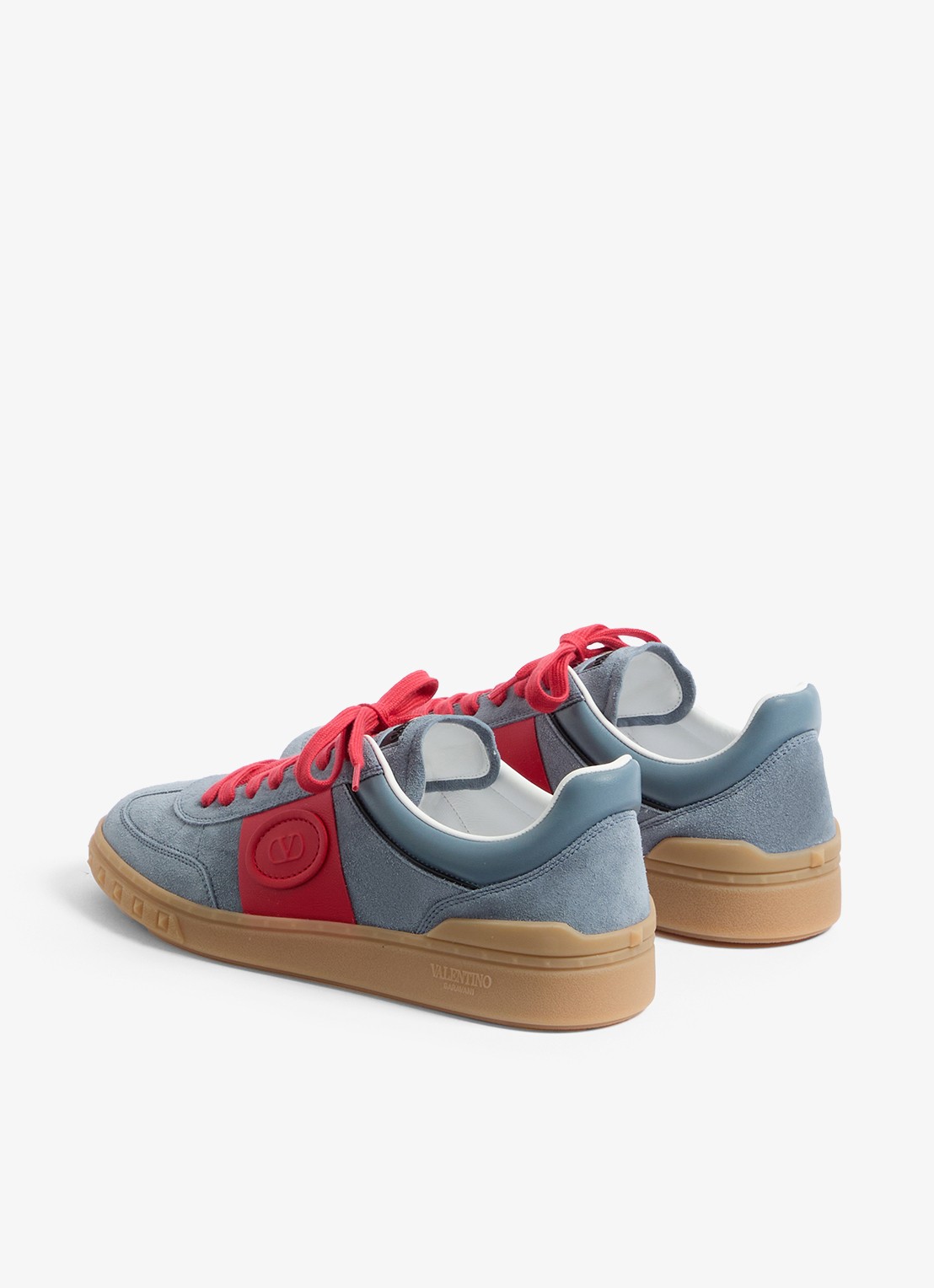 Valentino Garavani Upvillage sneaker van kalfssuède met kalfsleren details - achterkant 3 grijs