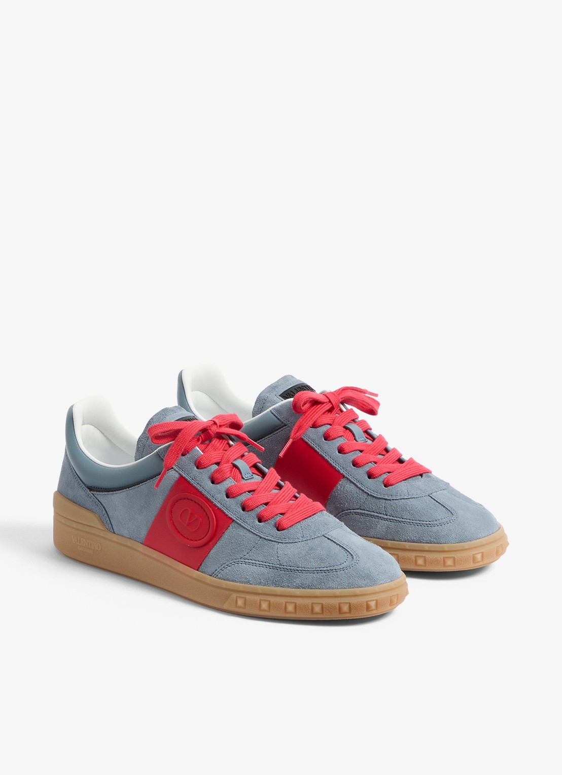 Valentino Garavani Upvillage sneaker van kalfssuède met kalfsleren details - detail 4 grijs