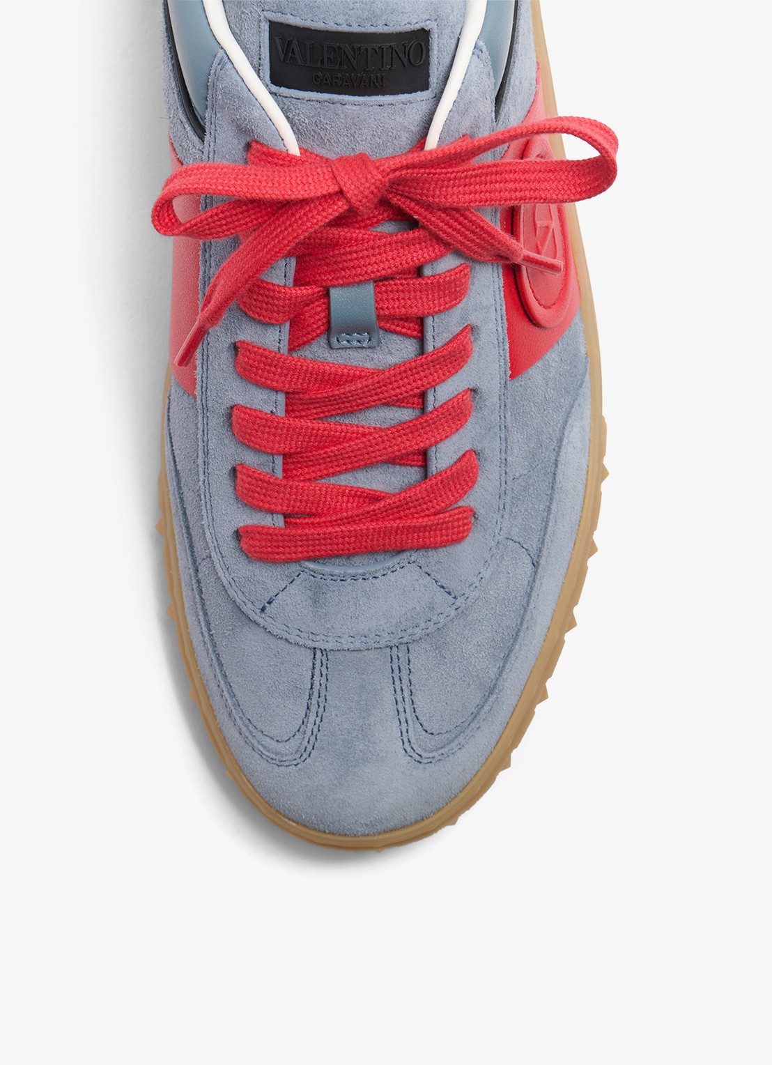 Valentino Garavani Upvillage sneaker van kalfssuède met kalfsleren details - detail 6 grijs