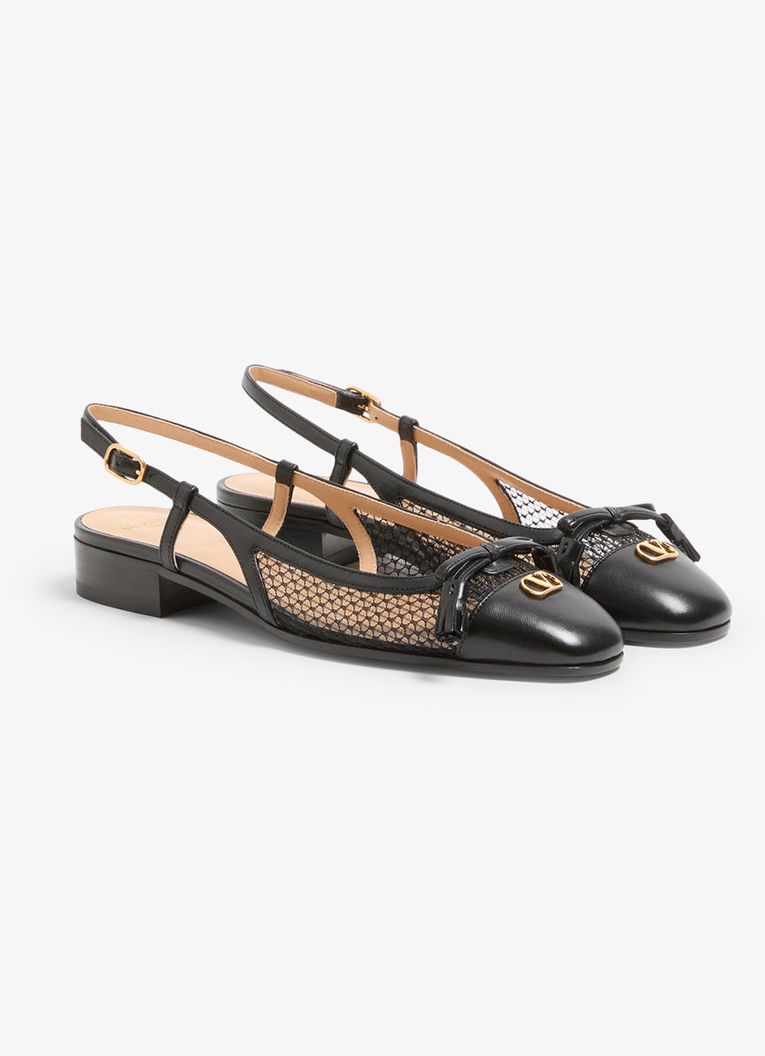 Valentino Garavani Valet Du Roi slingback van geitenleer met mesh details - voorkant 2 zwart