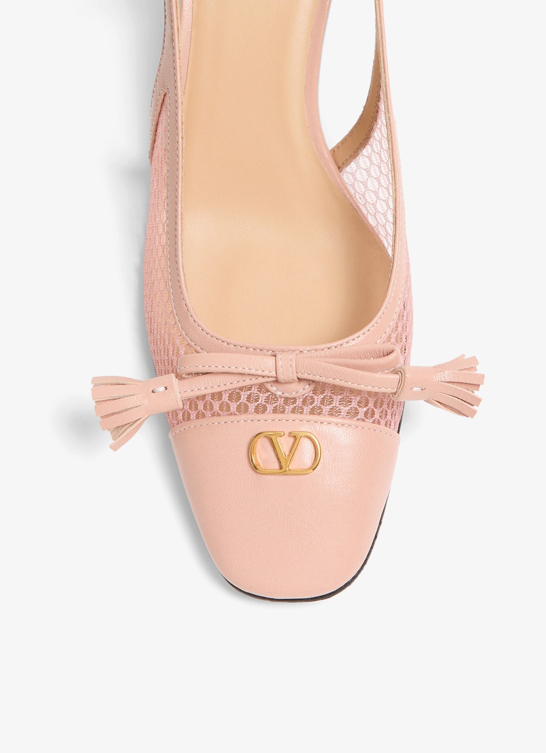 Valentino Garavani Valet Du Roi slingback van geitenleer met mesh details - detail 3 oudroze