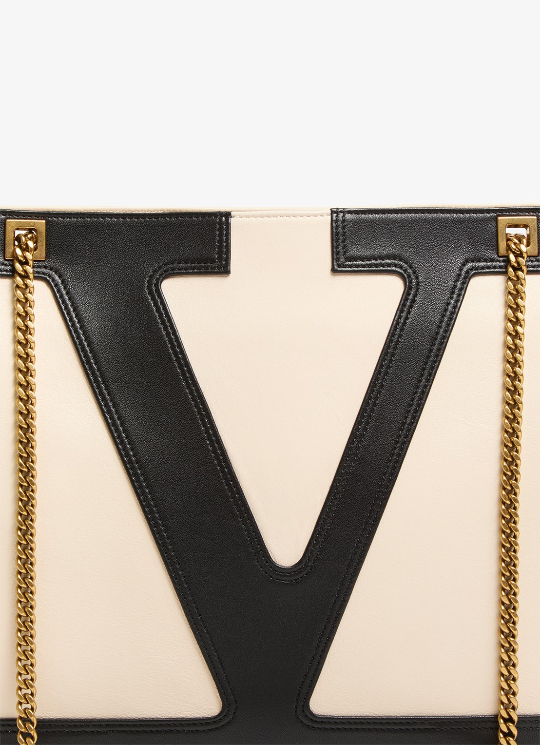 Valentino Garavani Viva Superstar Medium schoudertas van lamsleer - detail 5 gebroken wit