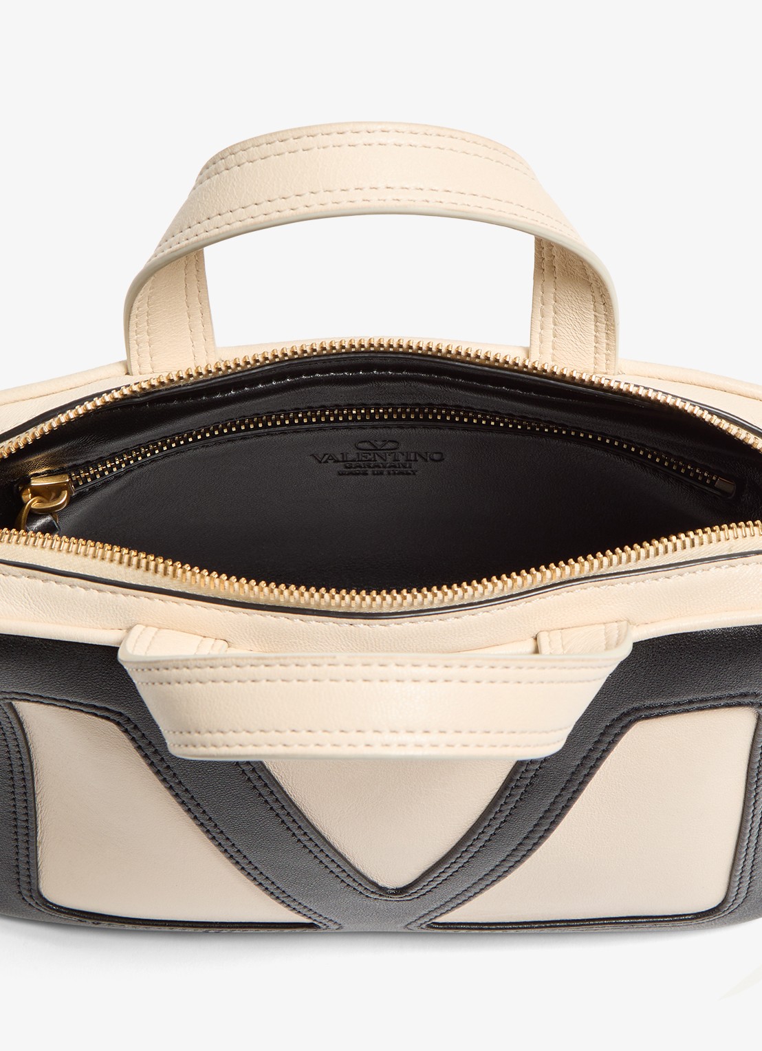Valentino Garavani Viva Superstar Small handtas van lamsleer - detail 4 creme