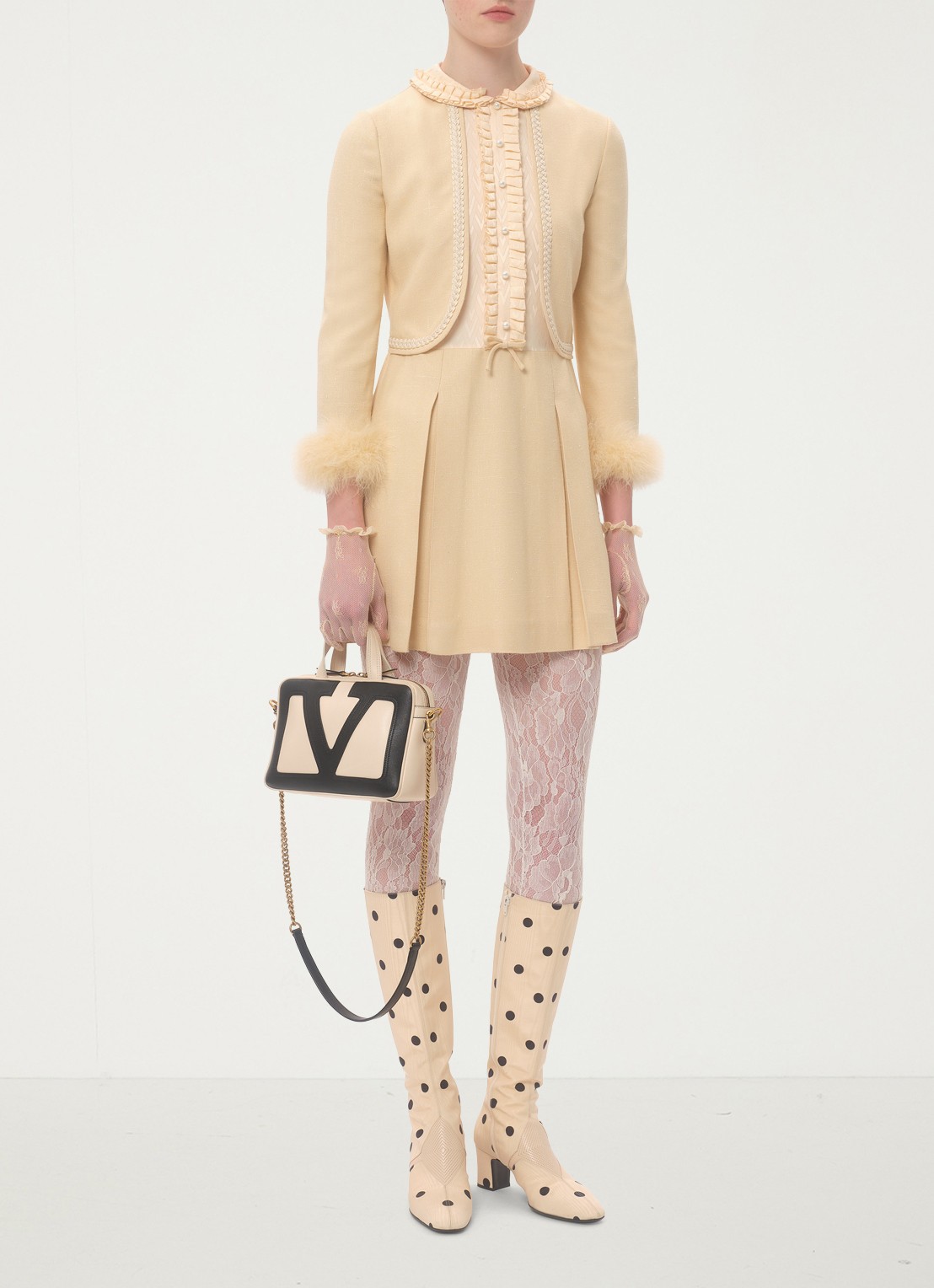 Valentino Garavani Viva Superstar Small handtas van lamsleer - detail 6 creme