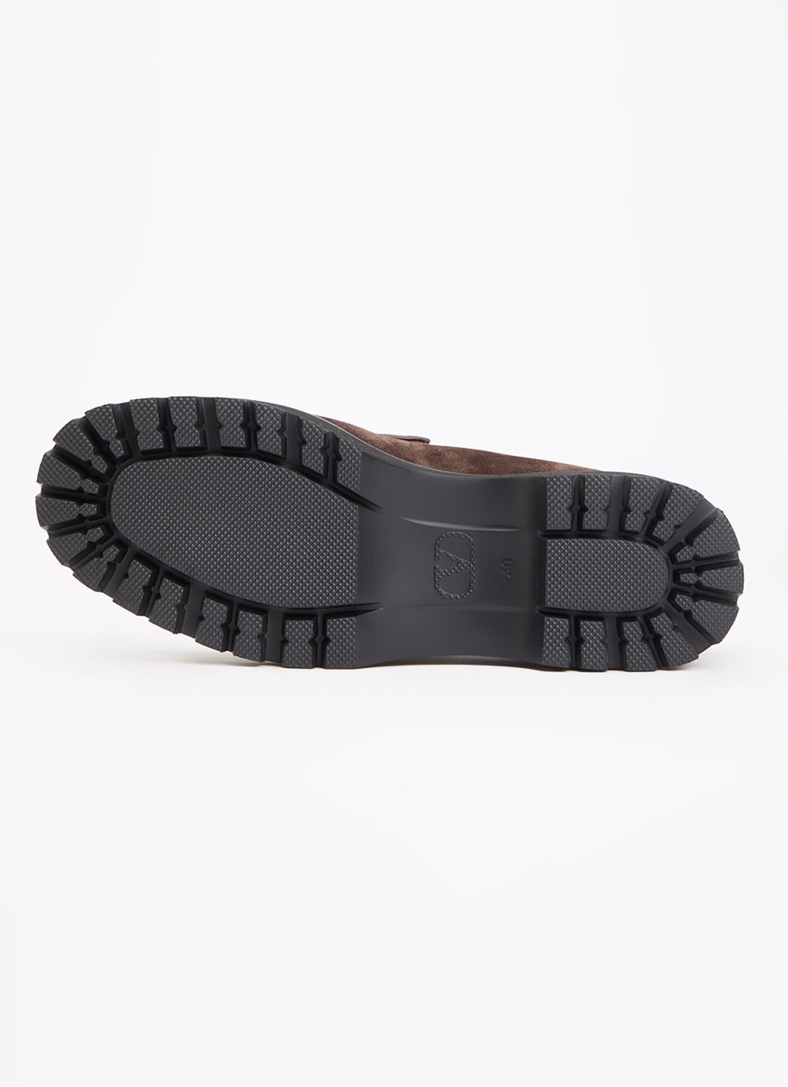 Valentino Garavani VLogo loafer van suède met schapenvacht - detail 4 donkerbruin