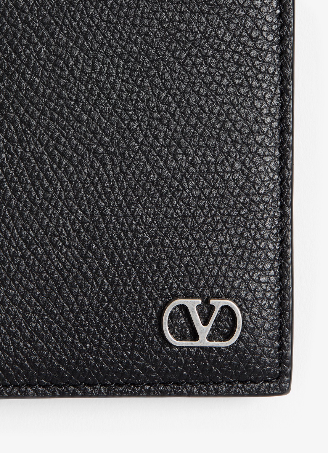 Valentino Garavani VLogo Signature portemonnee van kalfsleer - detail 2 zwart