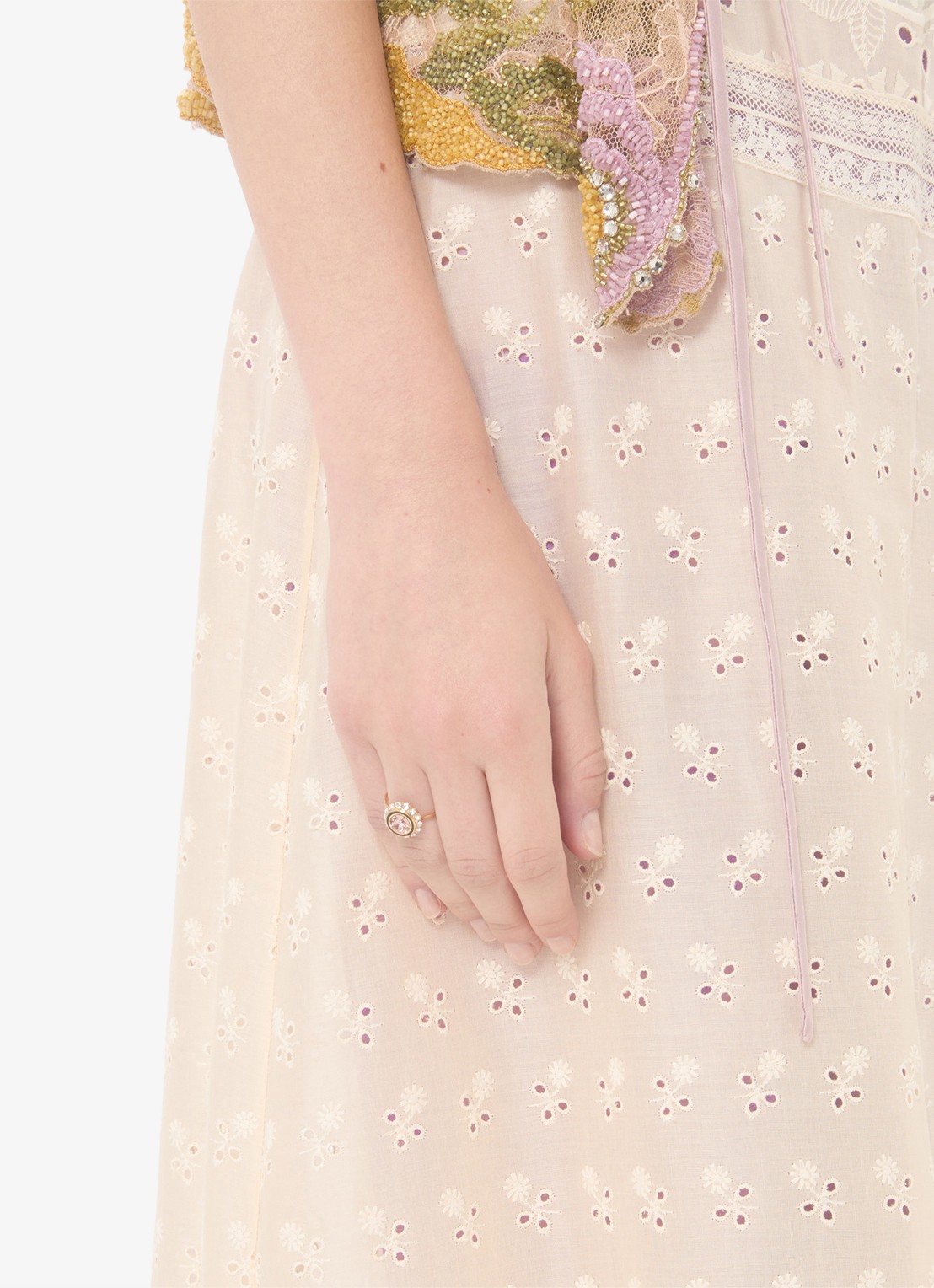 Valentino Garavani VLogo Signature ring met kristal - voorkant 5 goud