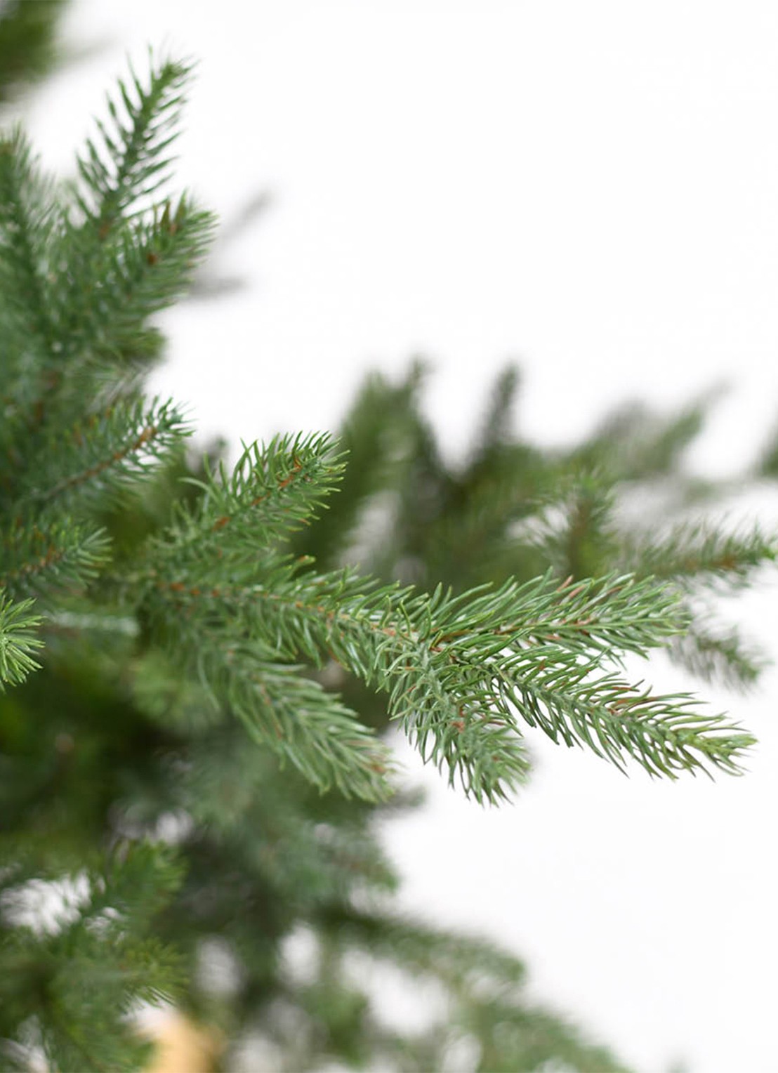 Van Der Gucht Göteborg kunstkerstboom 213 cm - voorkant 4 groen
