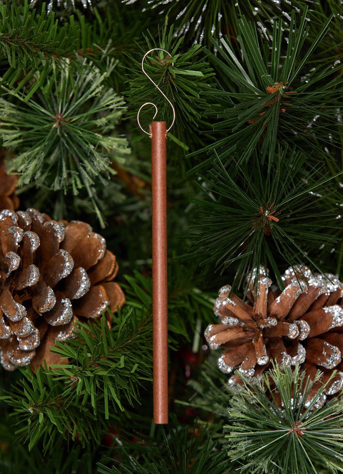 Van Der Gucht Spiced Pine Cones geurstokjes set van 6 - achterkant 7 groen