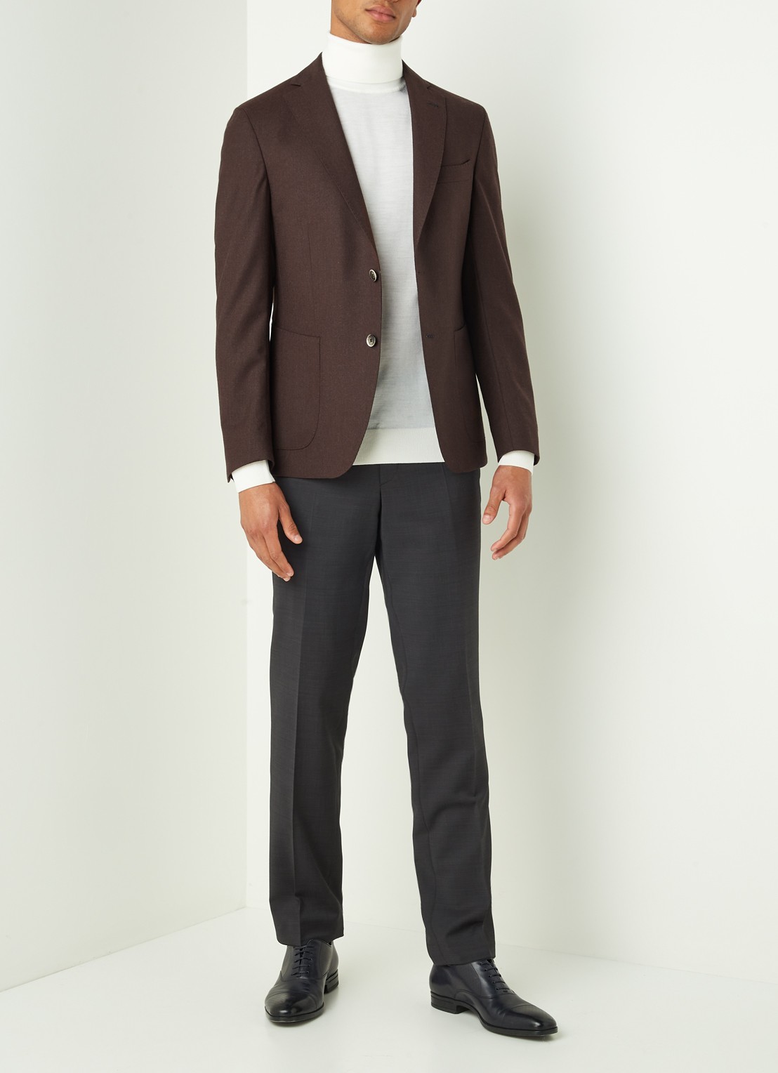 Van Gils Elliot Split slim fit colbert van wol met opgestikte zakken - voorkant 2 donkerbruin