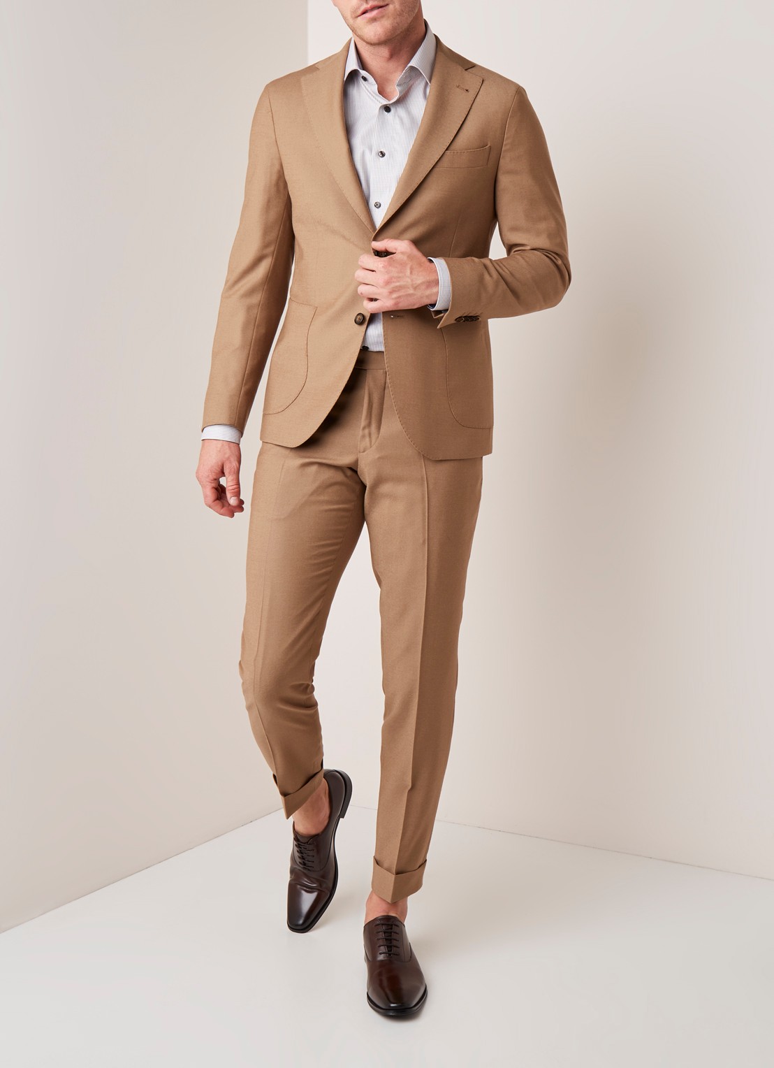 Van Gils Elliot tailored fit colbert van scheerwol - voorkant 6 camel