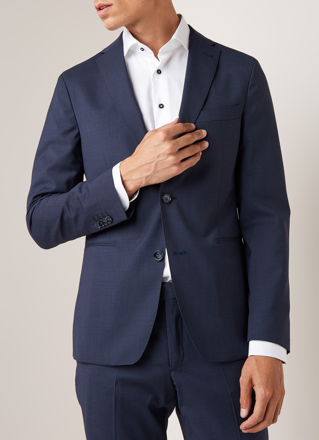 Van Gils Elray Welt tailored fit pak van scheerwol met micro pied-de-poule desisn - detail 5 blauw