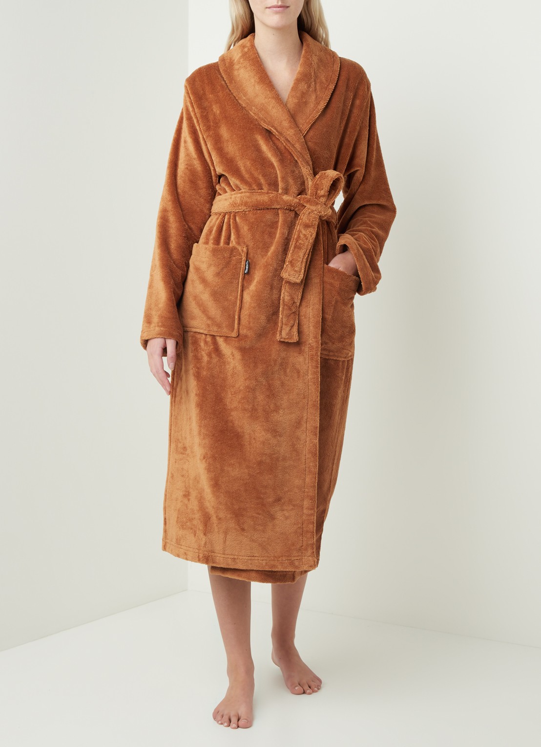 Vandyck Beaumont badjas in bamboeblend - voorkant 3 cognac