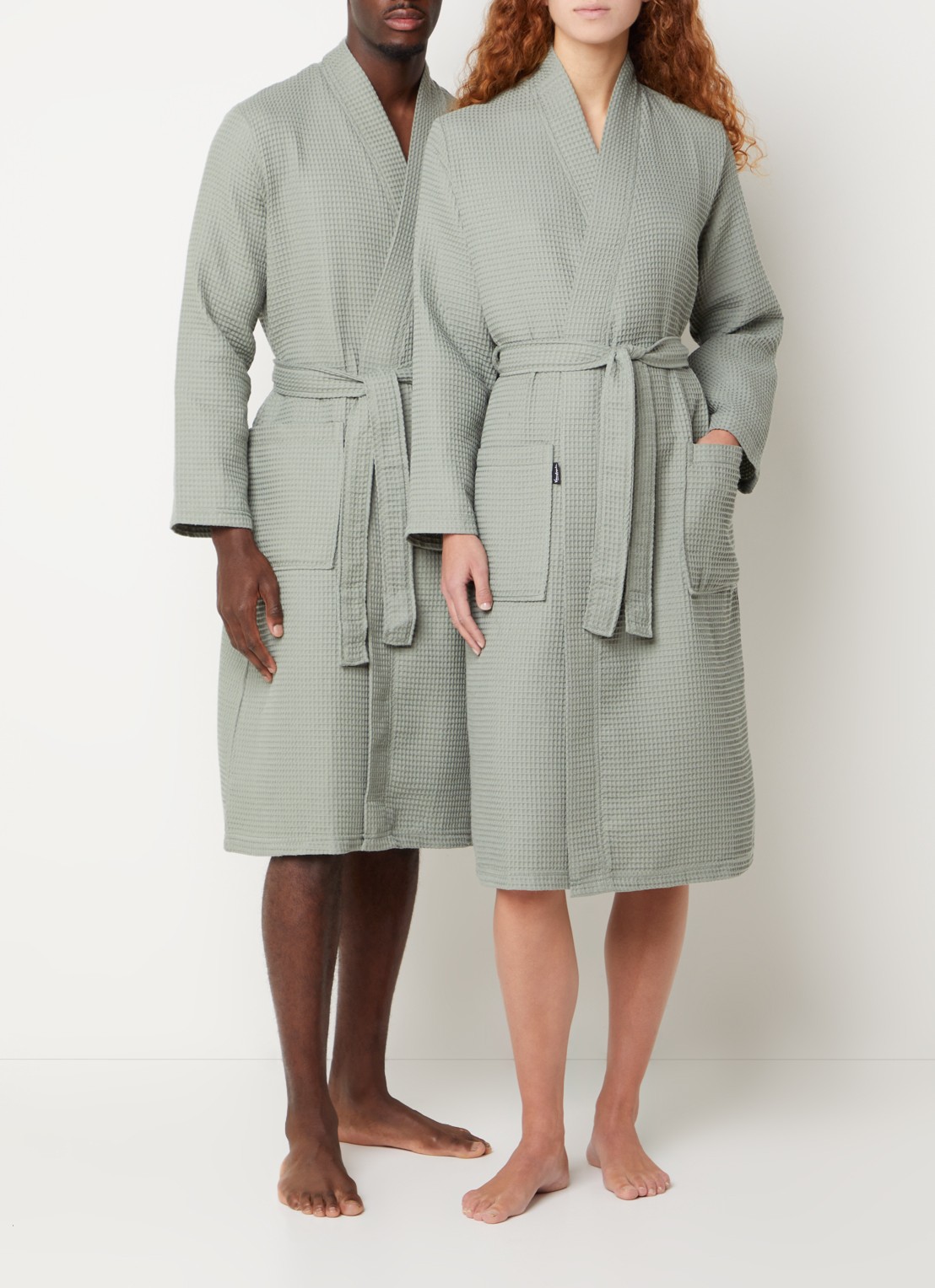 Vandyck Biarritz badjas met structuur - unisex - voorkant 6 olijfgroen