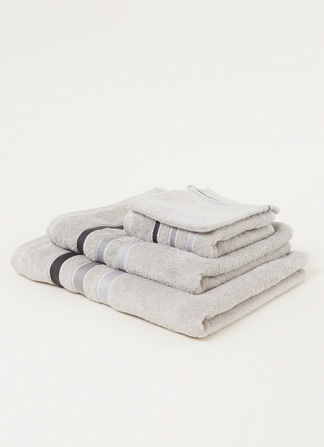Vandyck Prestige Lines badhanddoek - 500 gr/m2 - 60 x 110 cm - voorkant 3 lichtgrijs