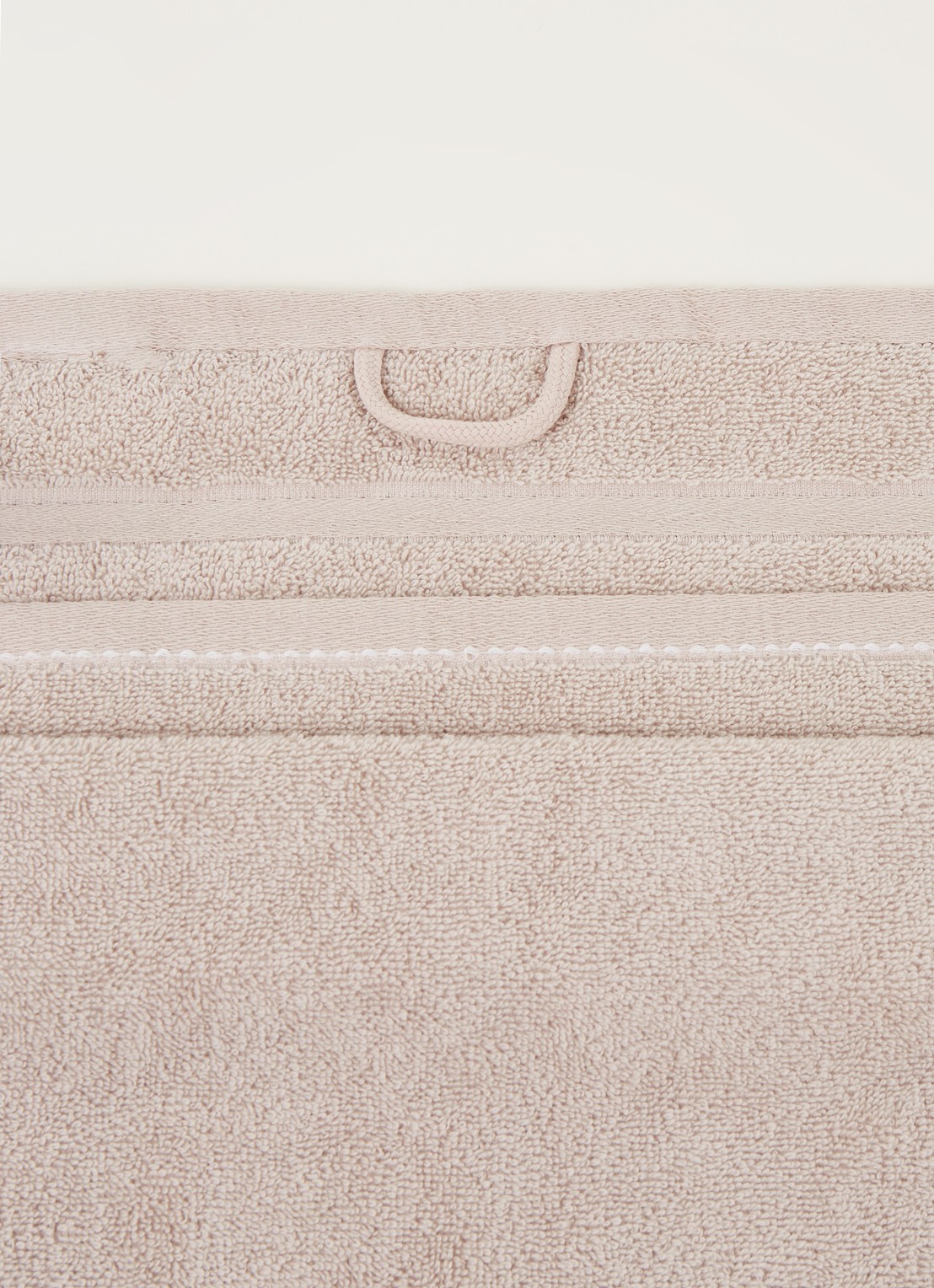 Vandyck Prestige Lines gastendoek - 500gr/m2 - 40 x 60 cm  - detail 3 zand