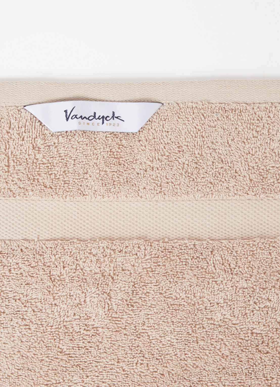 Vandyck Ranger badhanddoek - 650 gr/m2 - 55 x 100 cm - detail beige