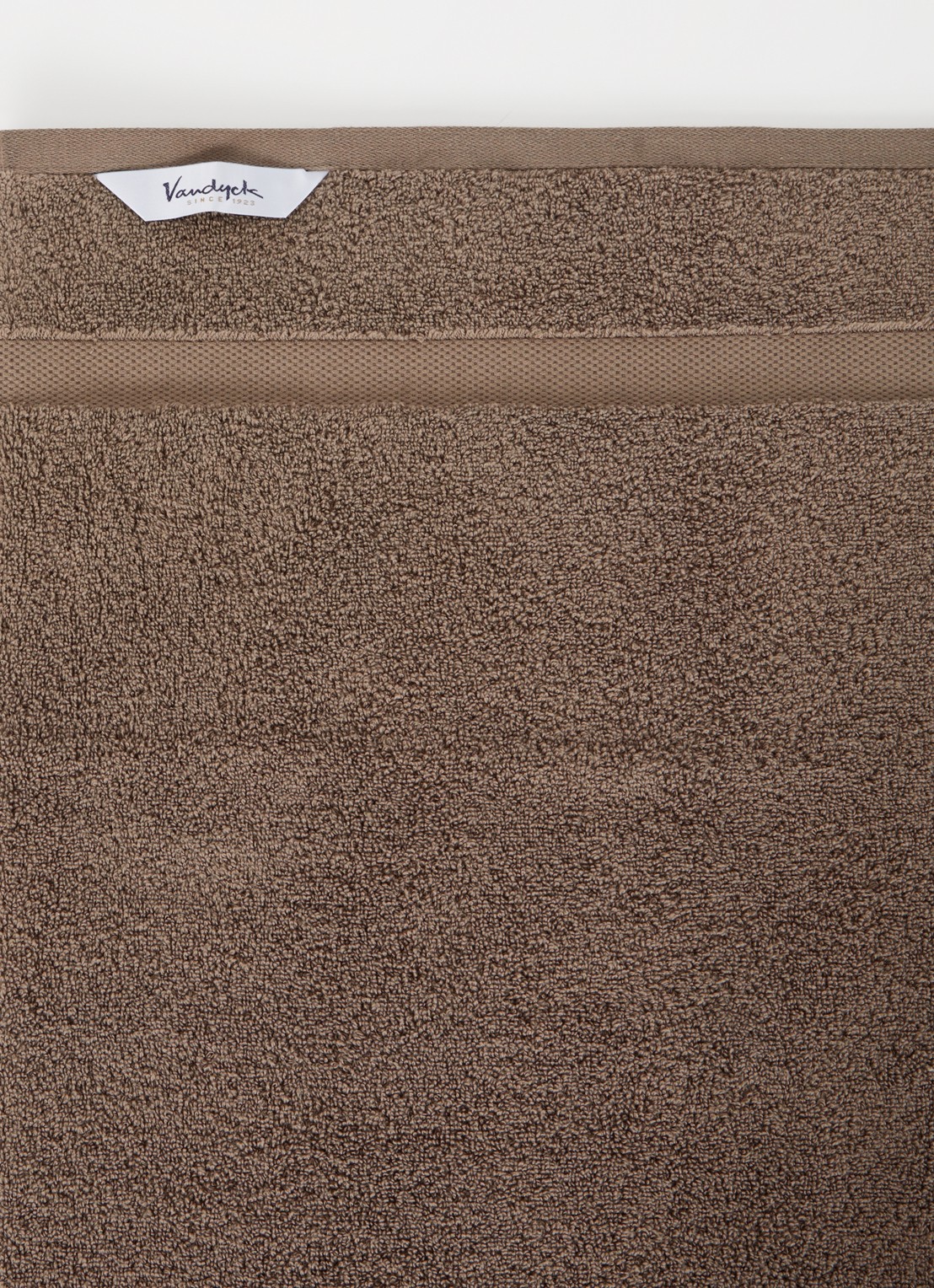 Vandyck Ranger badhanddoek - 650 gr/m2 - 55 x 100 cm - detail bruin