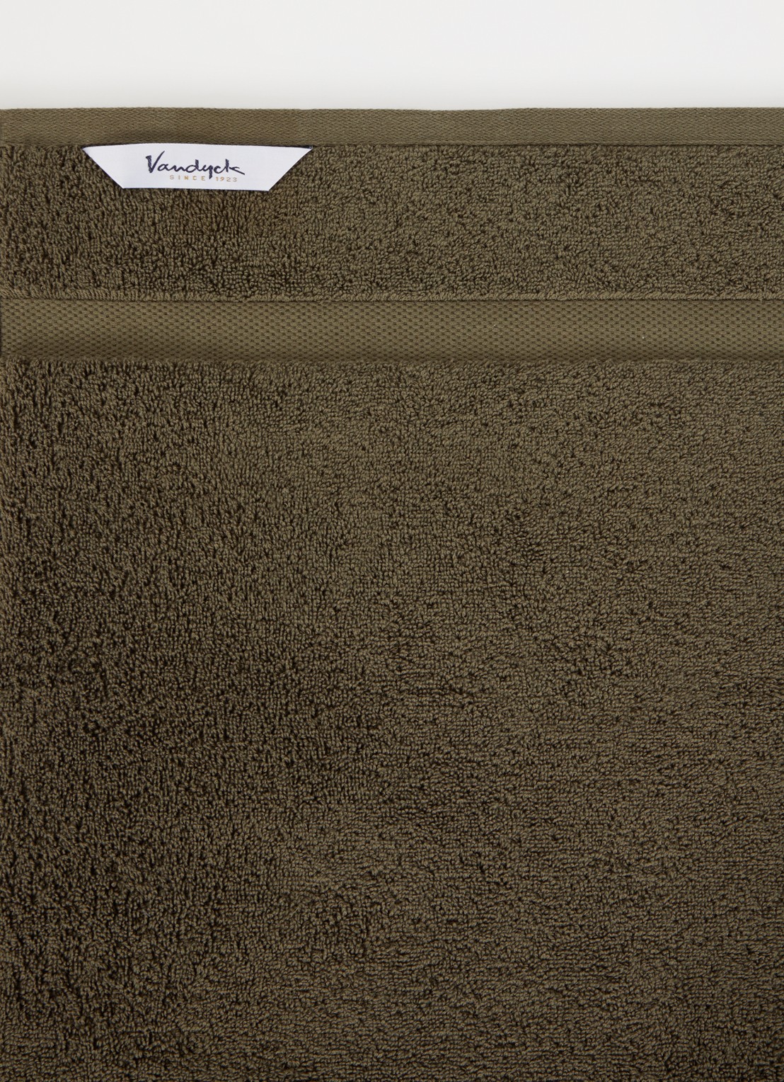 Vandyck Ranger badhanddoek - 650 gr/m2 - 55 x 100 cm - detail 2 legergroen