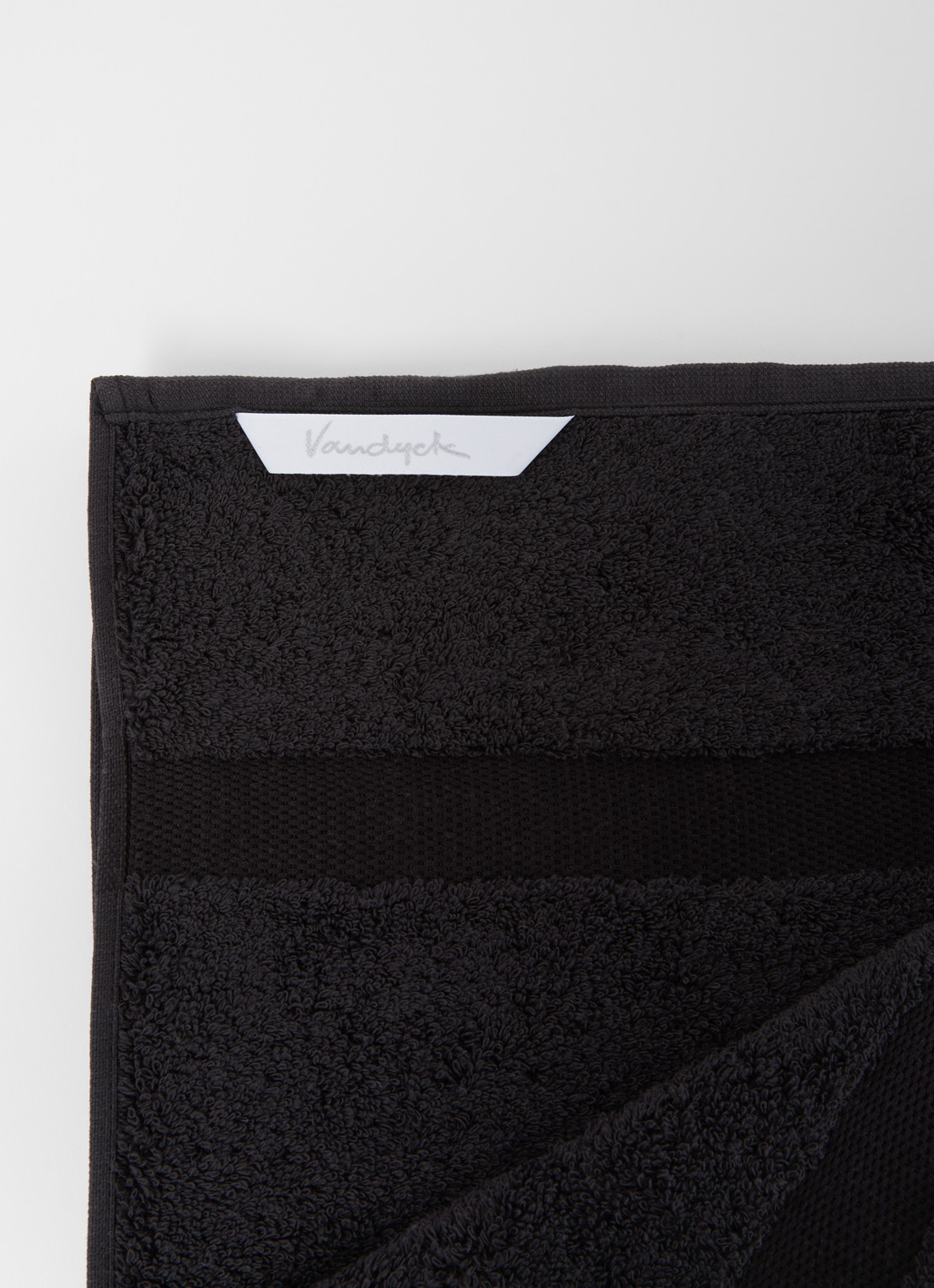 Vandyck Ranger badhanddoek - 650  gr/m2 - 68 x 127 cm - detail 2 zwart