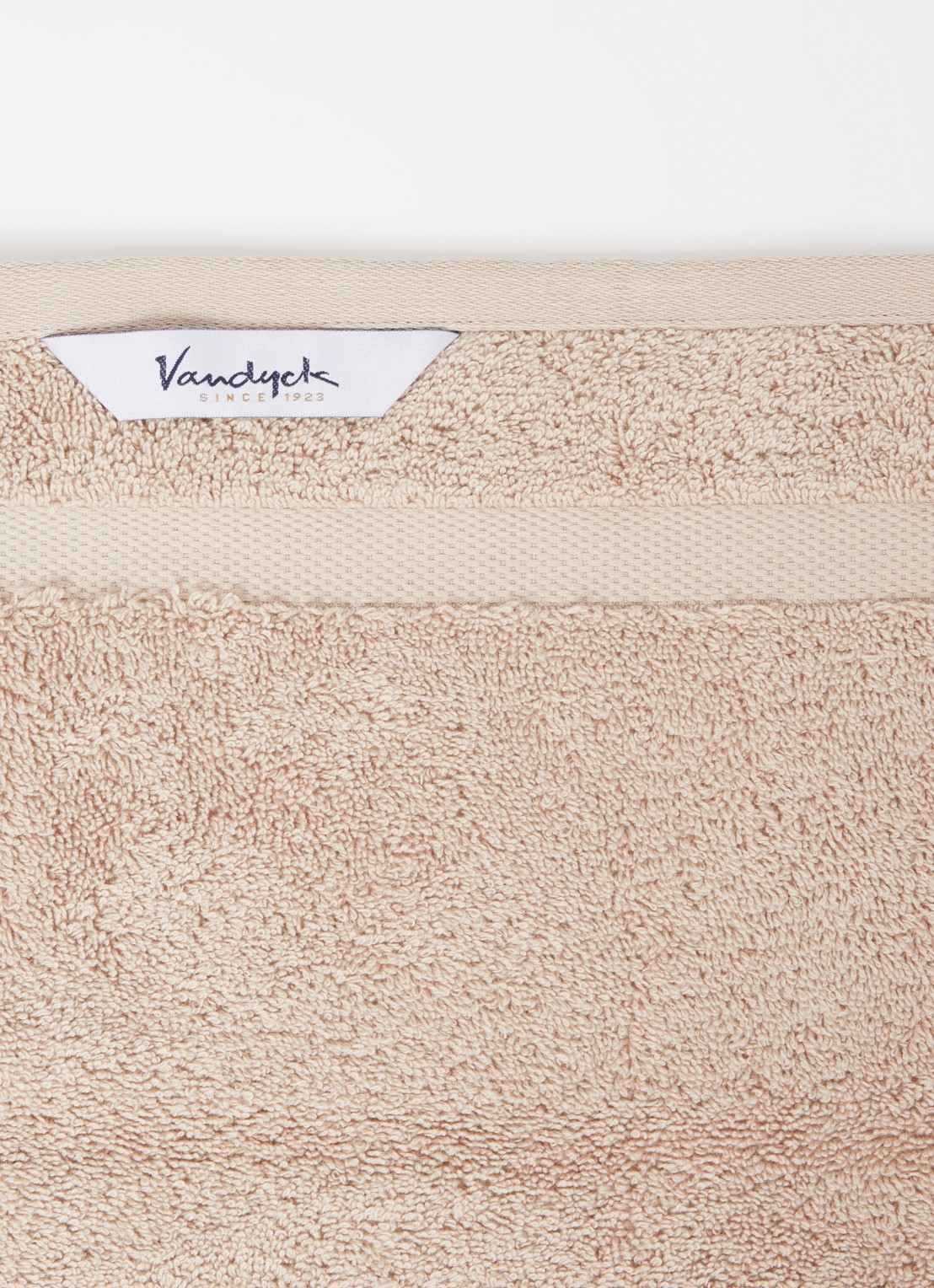Vandyck Ranger badhanddoek - 650 gr/m2 - 68 x 127 cm - detail 2 beige