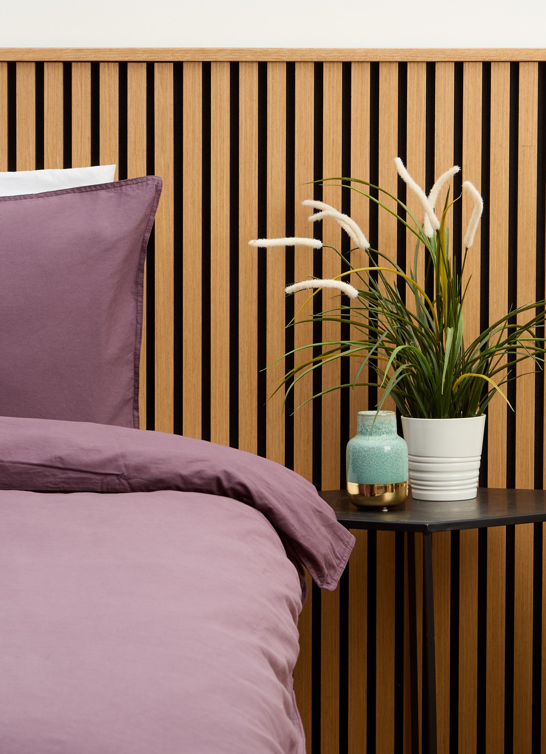 Vandyck Washed Cotton dekbedovertrekset van katoen - inclusief kussensloop - voorkant 3 aubergine