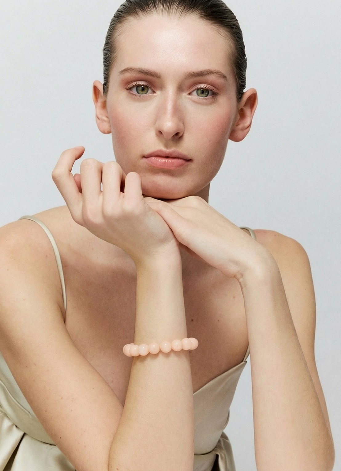 Vanessa Baroni Mini Beads armband - voorkant 2 peach sorbet