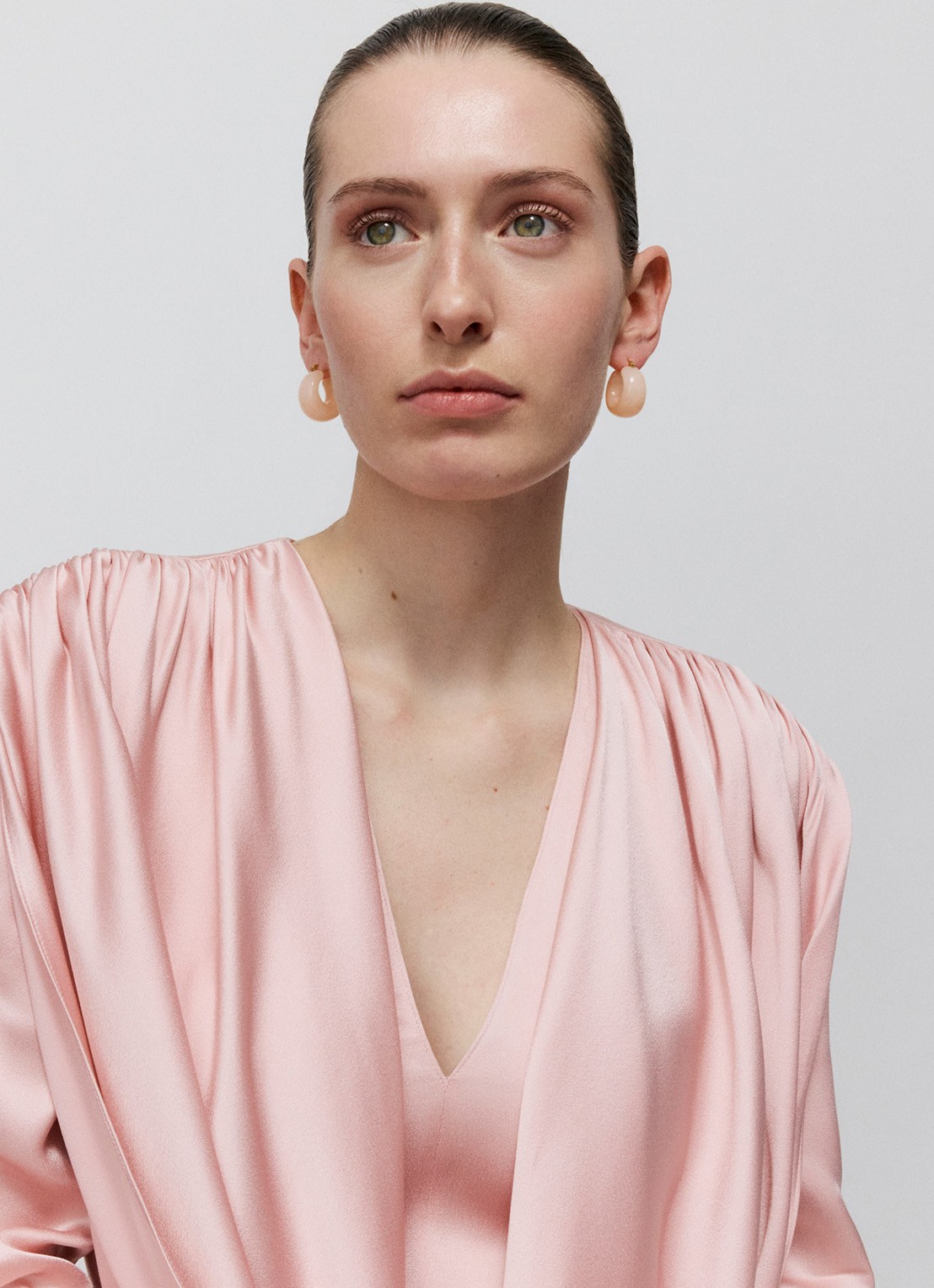 Vanessa Baroni Moon oorringen - voorkant 2 peach sorbet
