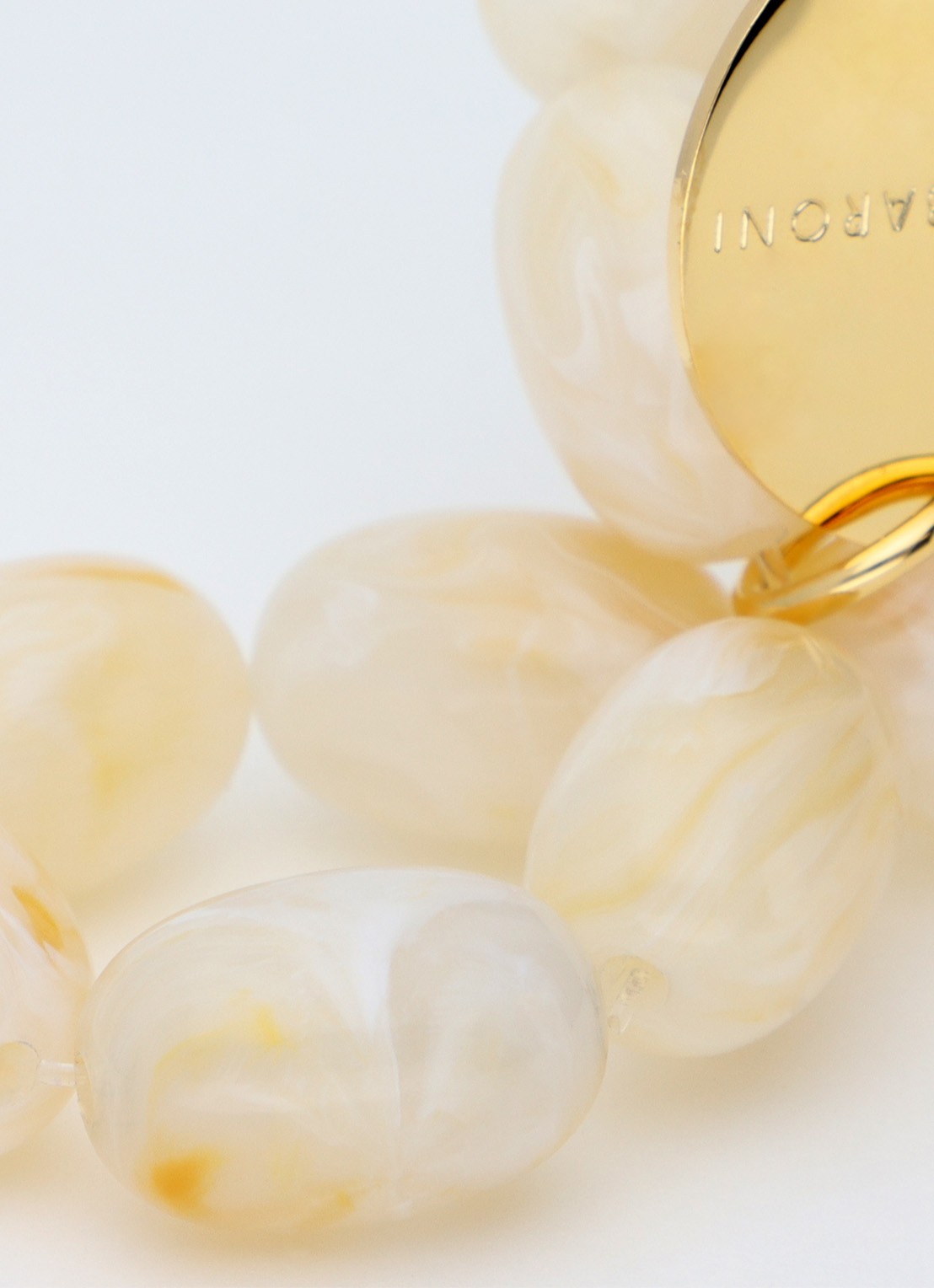 Vanessa Baroni Olive Flex armband - detail 3 pearl marble