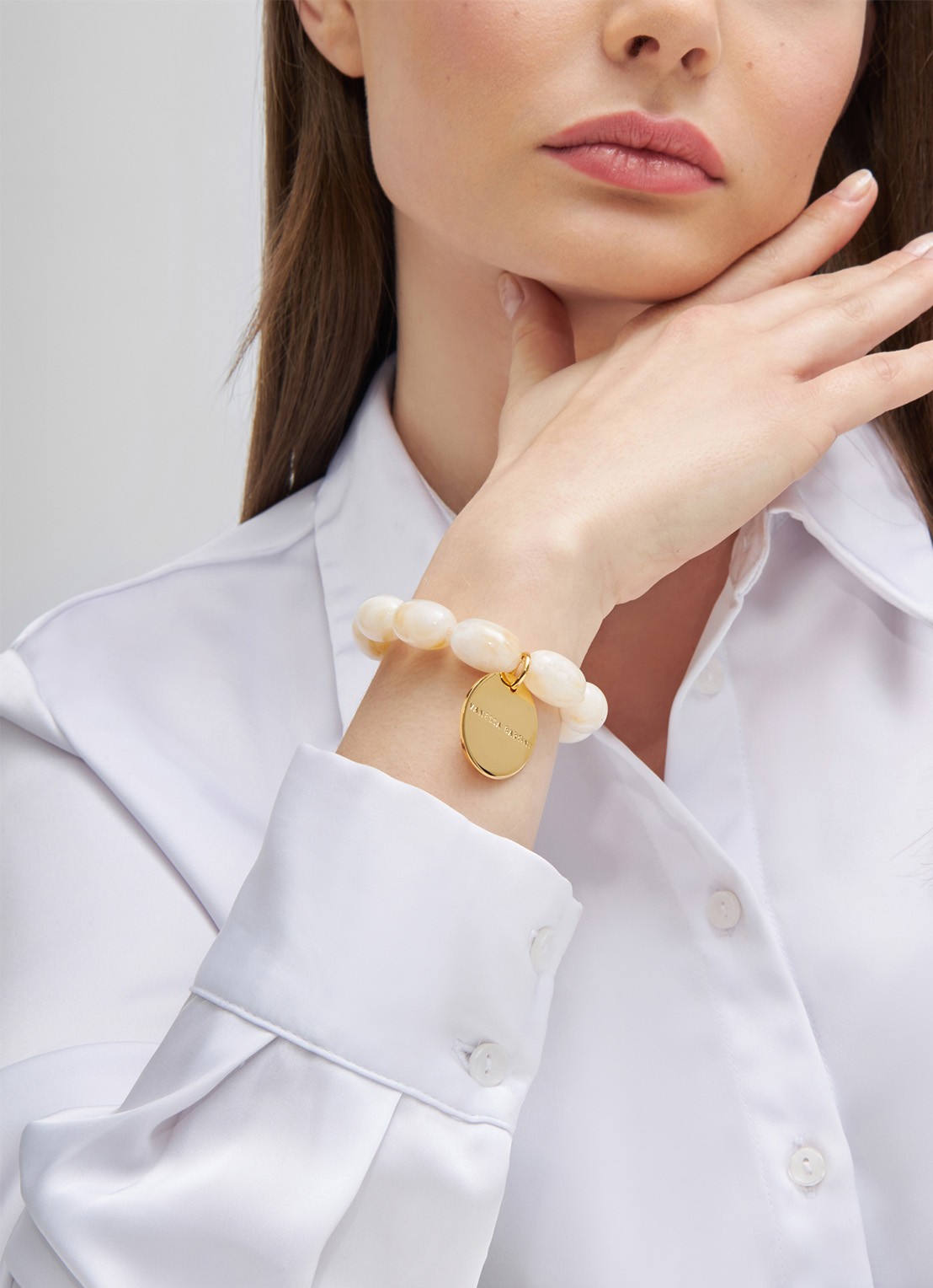 Vanessa Baroni Olive Flex armband - voorkant 2 pearl marble