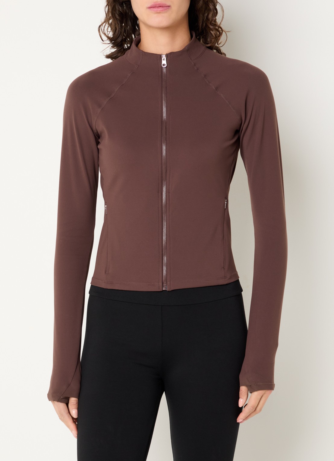 Varley Always trainingsvest met ritszakken - detail mahoniebruin