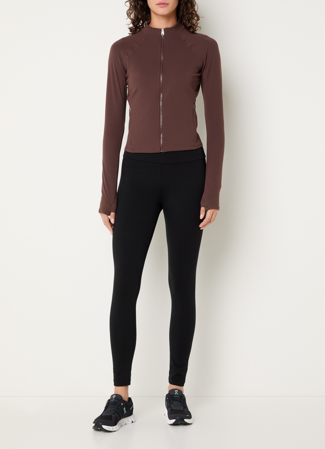 Varley Always trainingsvest met ritszakken - voorkant 3 mahoniebruin