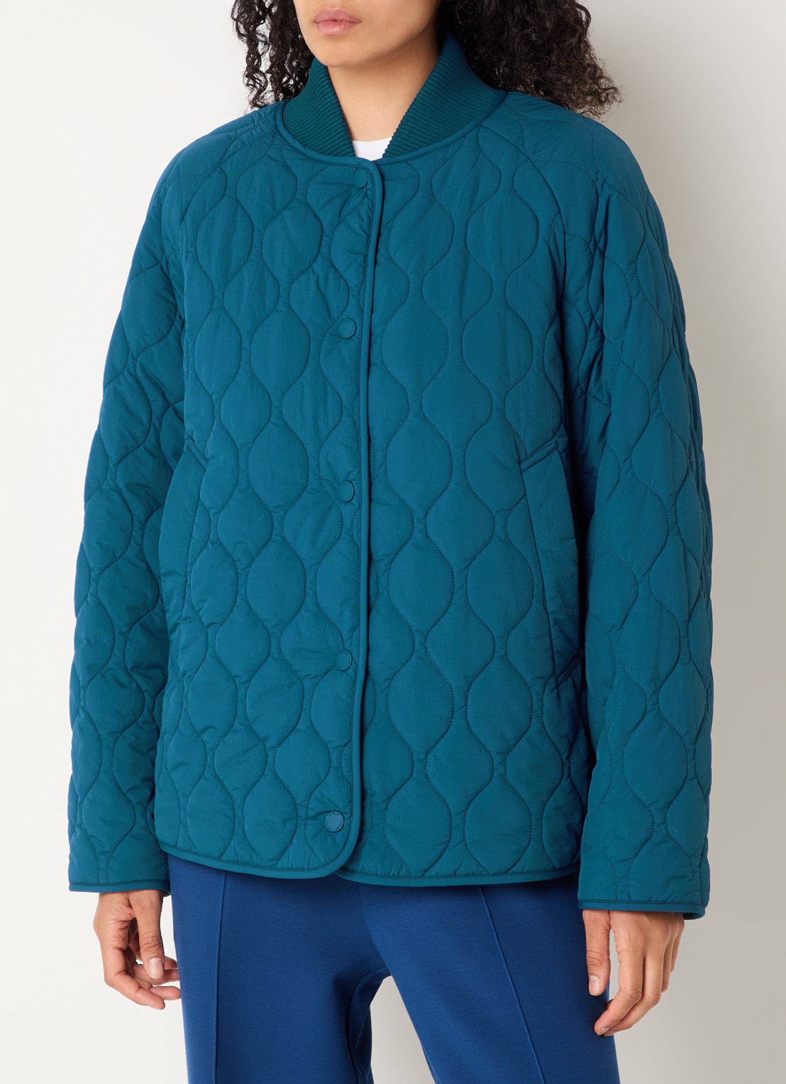 Varley Luca gewatteerd jack met quilt patroon - detail 4 aquablauw