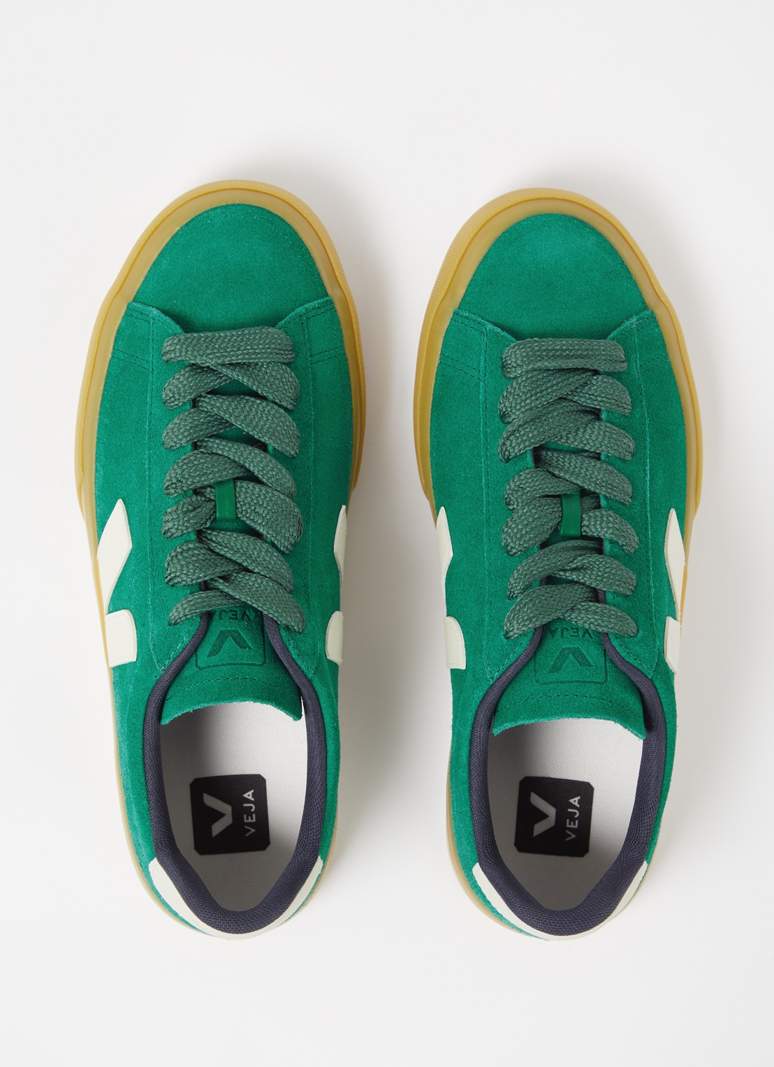 Veja Campo sneaker van suède met leren details - detail 3 groen
