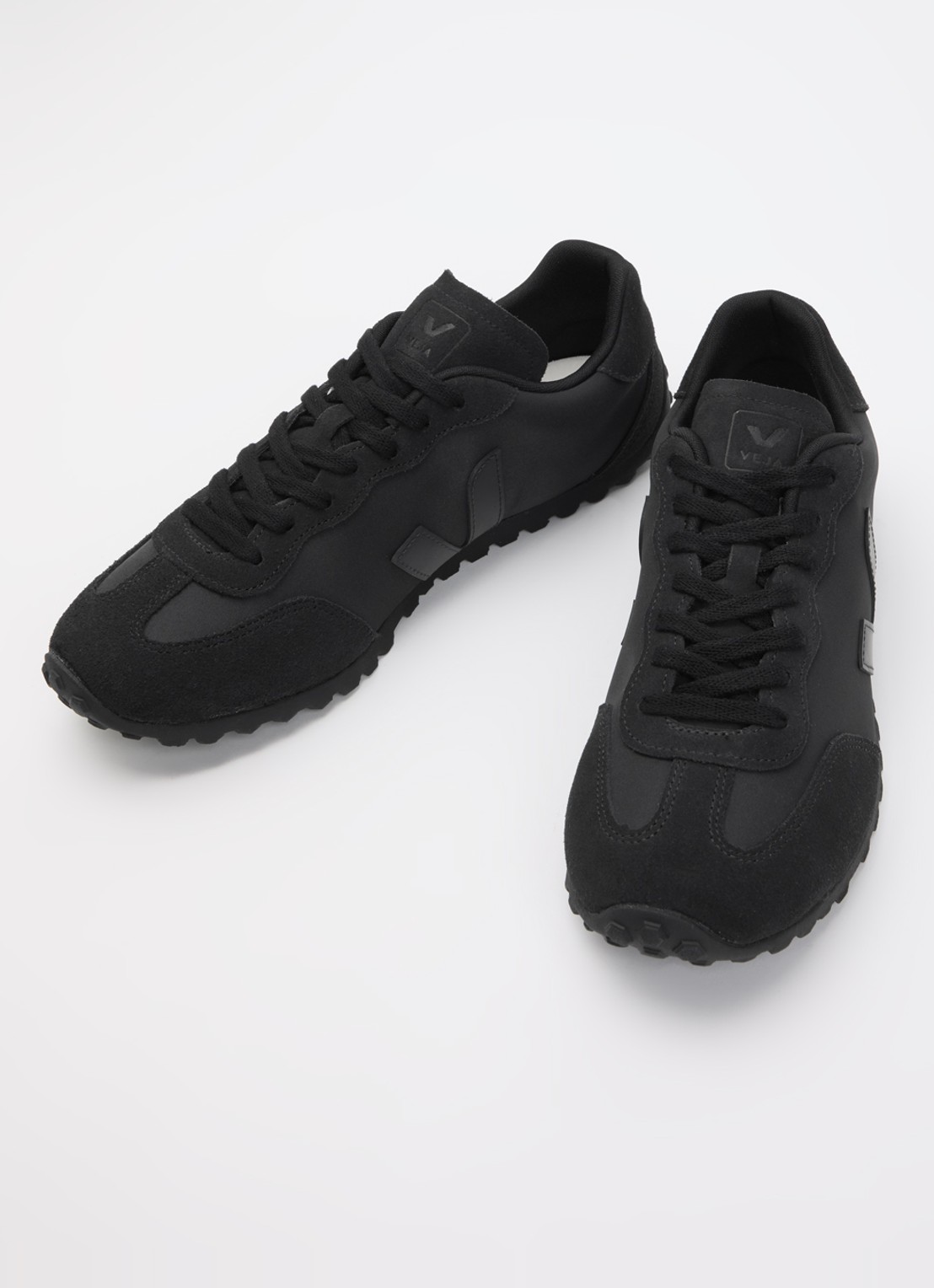 Veja GT sneaker van mesh met suède details - detail 3 zwart
