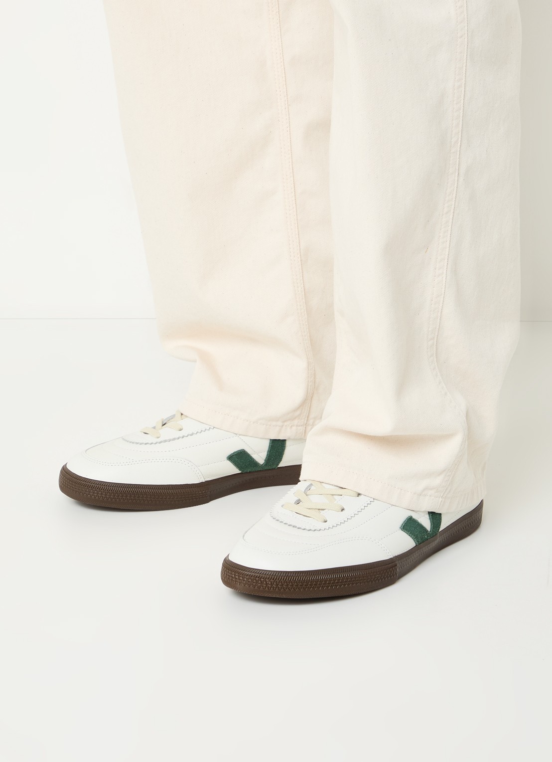 Veja Panenka sneaker van leer met suède details - voorkant 6 donkergroen