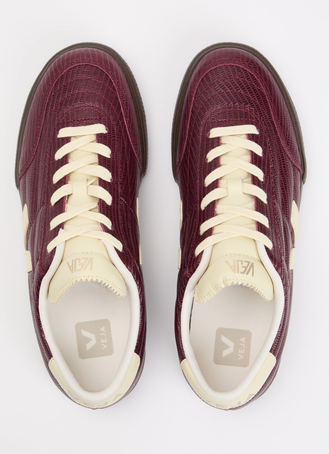 Veja Panenka sneaker van leer - detail 4 aubergine