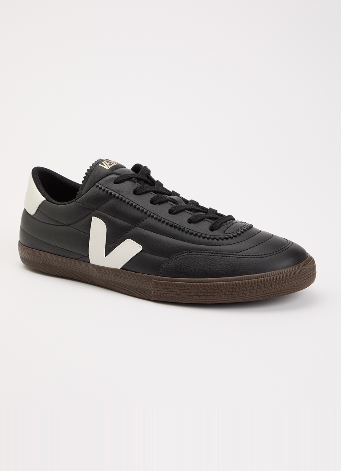 Veja Panenka sneaker van leer - voorkant zwart
