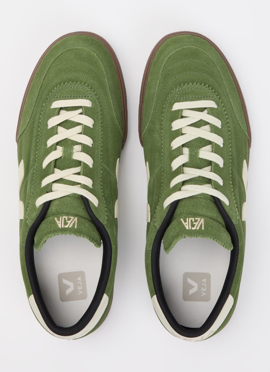 Veja Panenka sneaker van suède - detail 2 groen