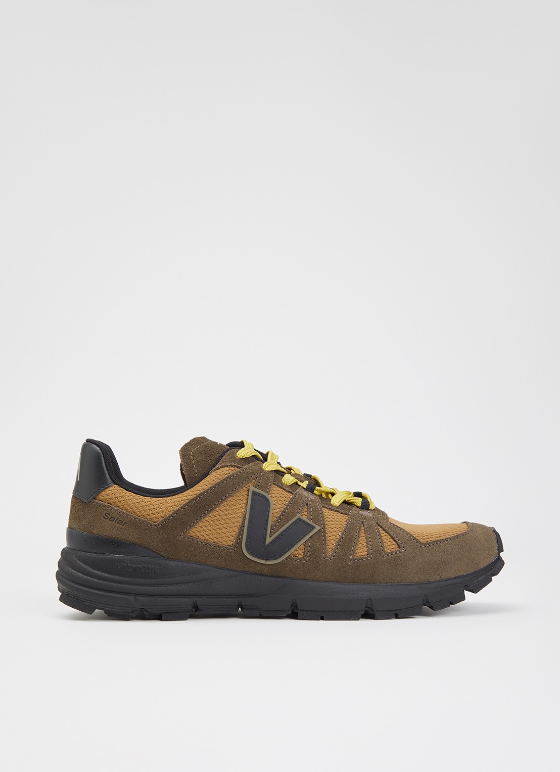 Veja Salar Alveomesh sneaker met suède details - voorkant 2 zwart