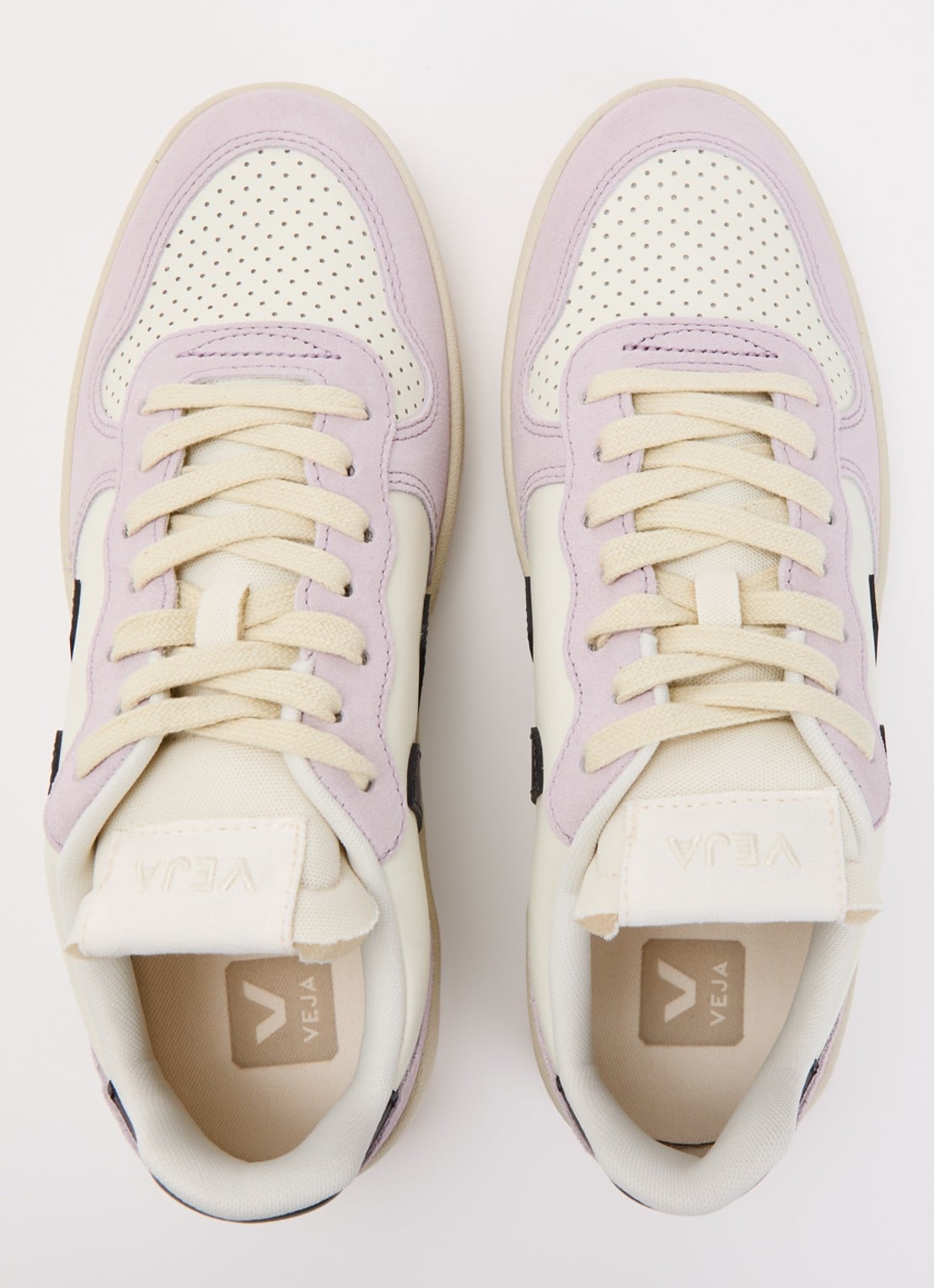 Veja V-10 sneaker van leer met logo - detail 3 gebroken wit