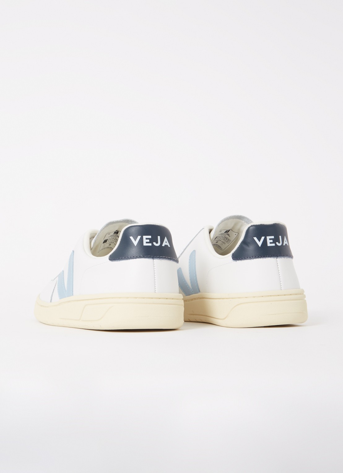 Veja V-12 sneaker van leer met suède details - detail 2 lichtblauw