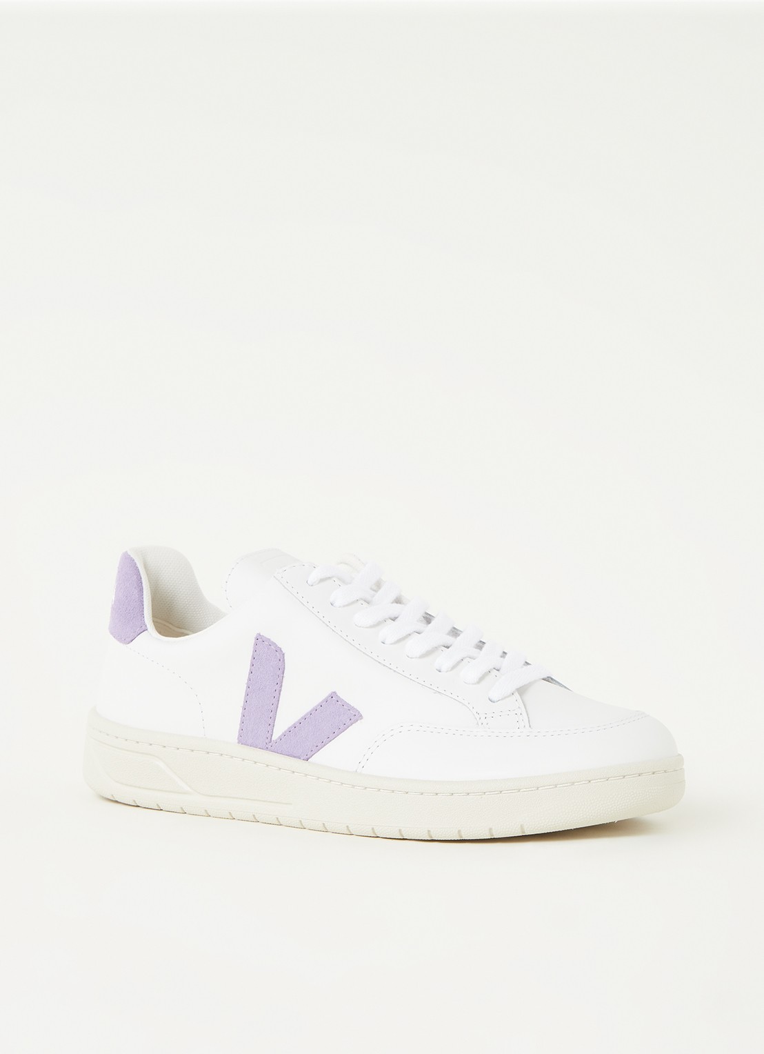 Veja V-12 sneaker van leer  - voorkant wit