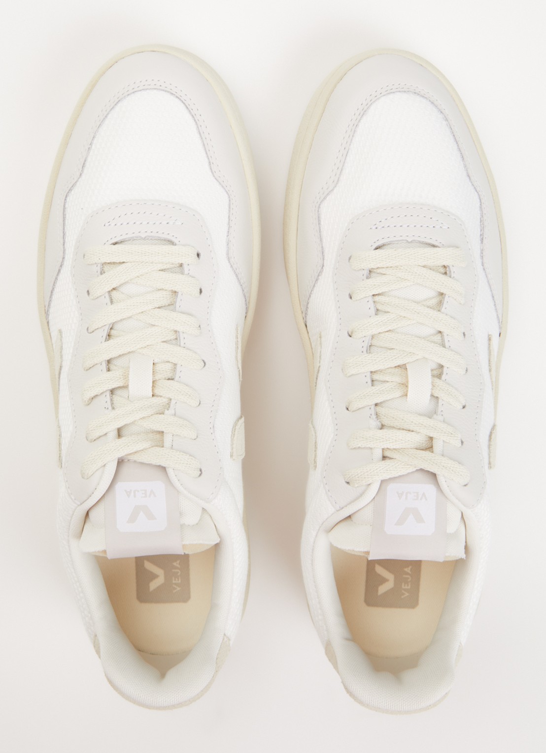 Veja V-90 sneaker met leren details - detail 5 wit