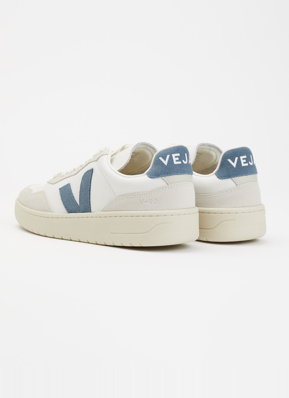 Veja V-90 sneaker van leer met logo - achterkant 7 indigo
