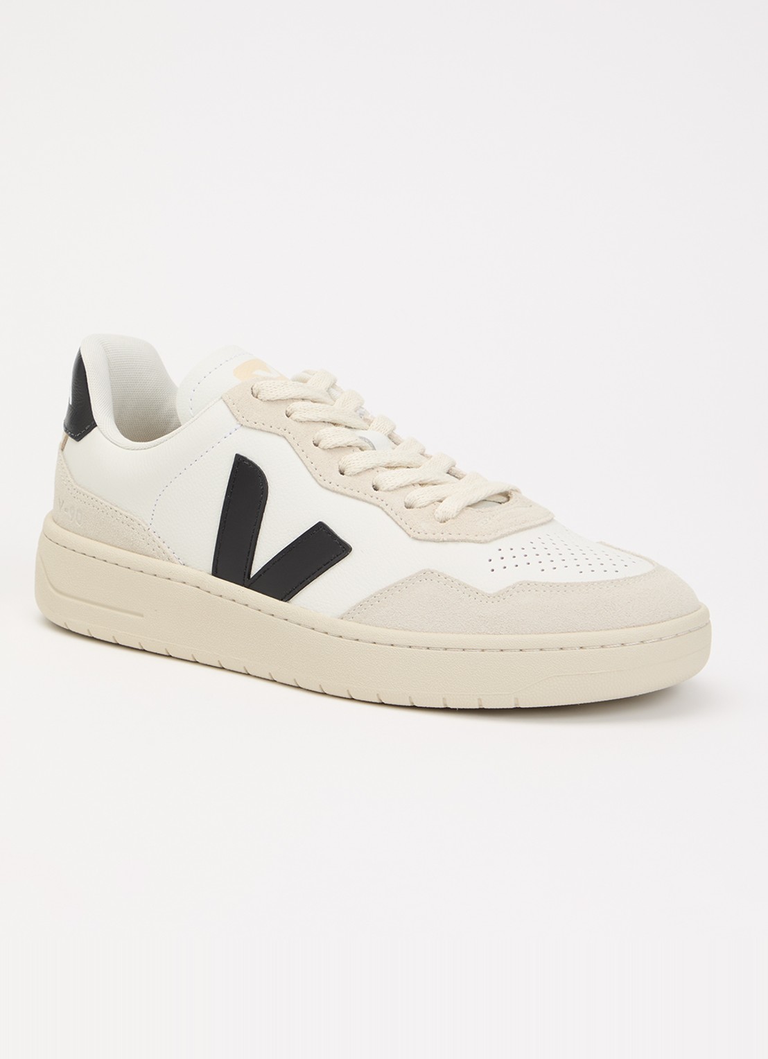 Veja V-90 sneaker van leer met suède details - voorkant 5 wit