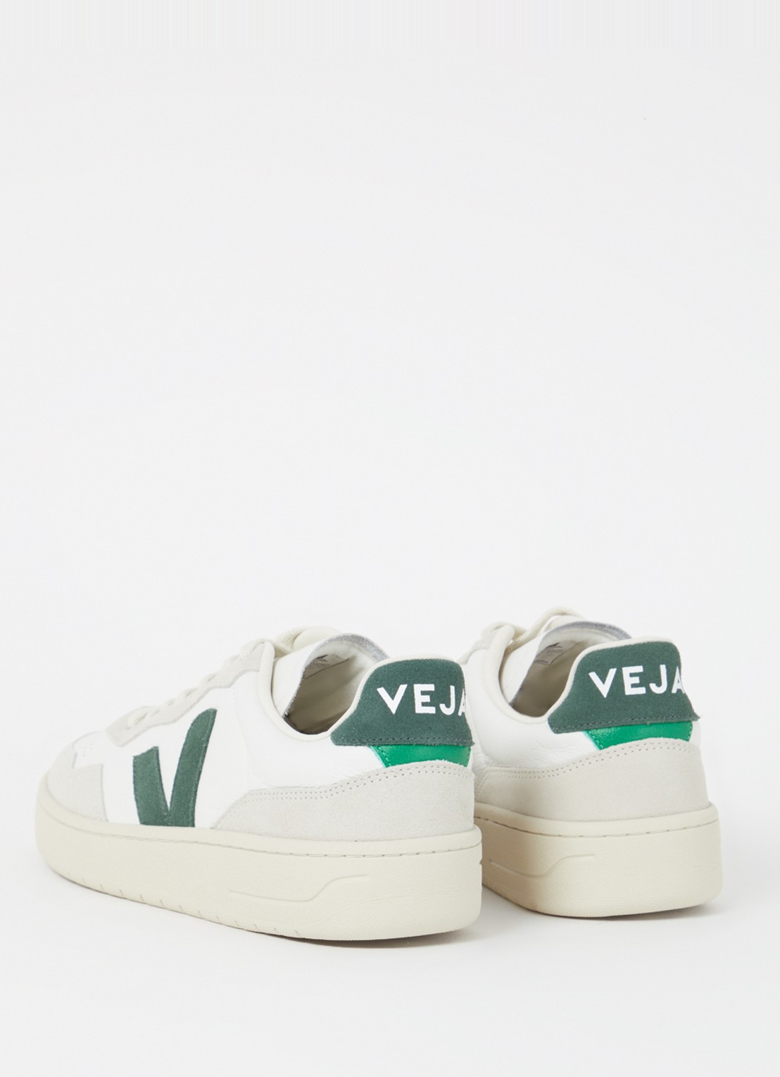 Veja V-90 sneaker van leer met suède details - detail 3 wit
