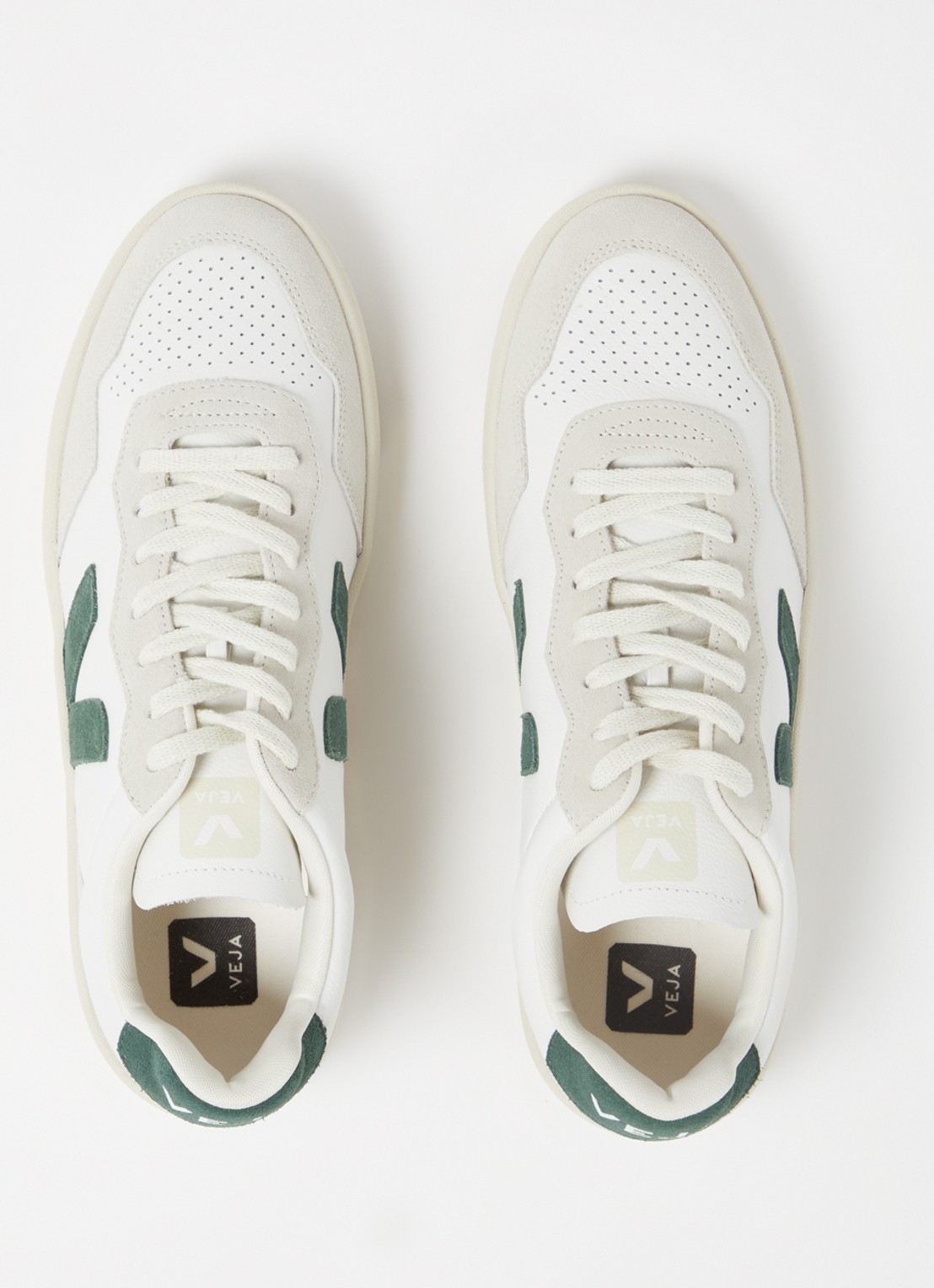 Veja V-90 sneaker van leer met suède details - detail 4 wit