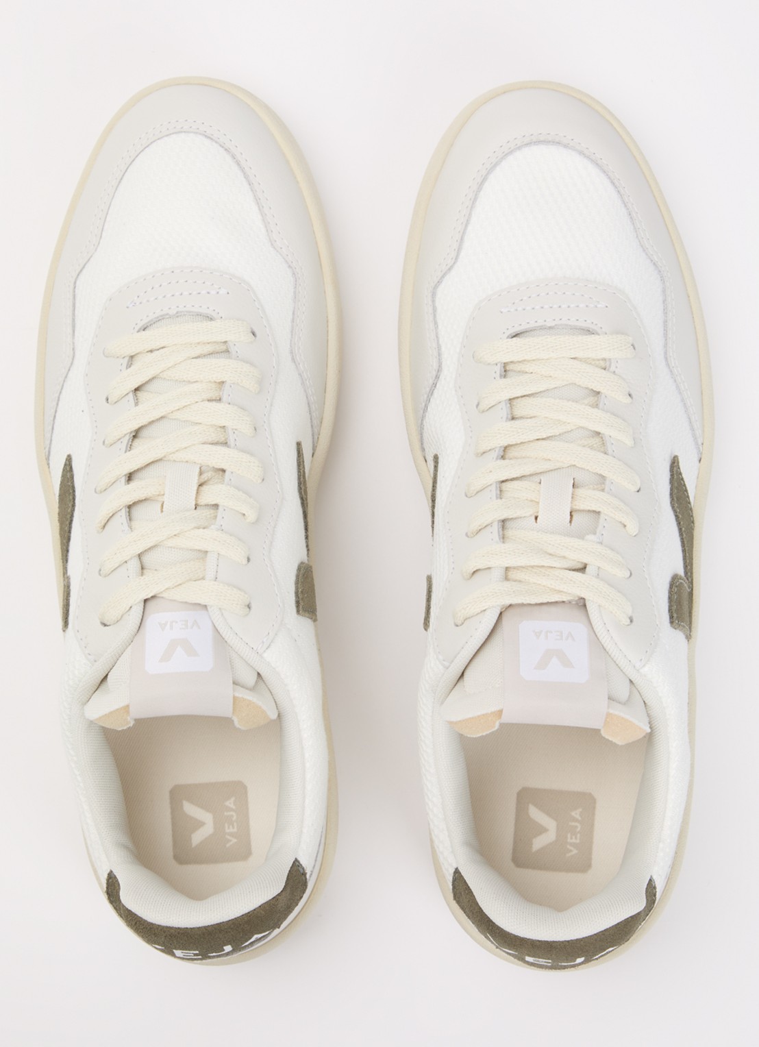 Veja V-90 sneaker van mesh met suède en leren details - detail 3 wit